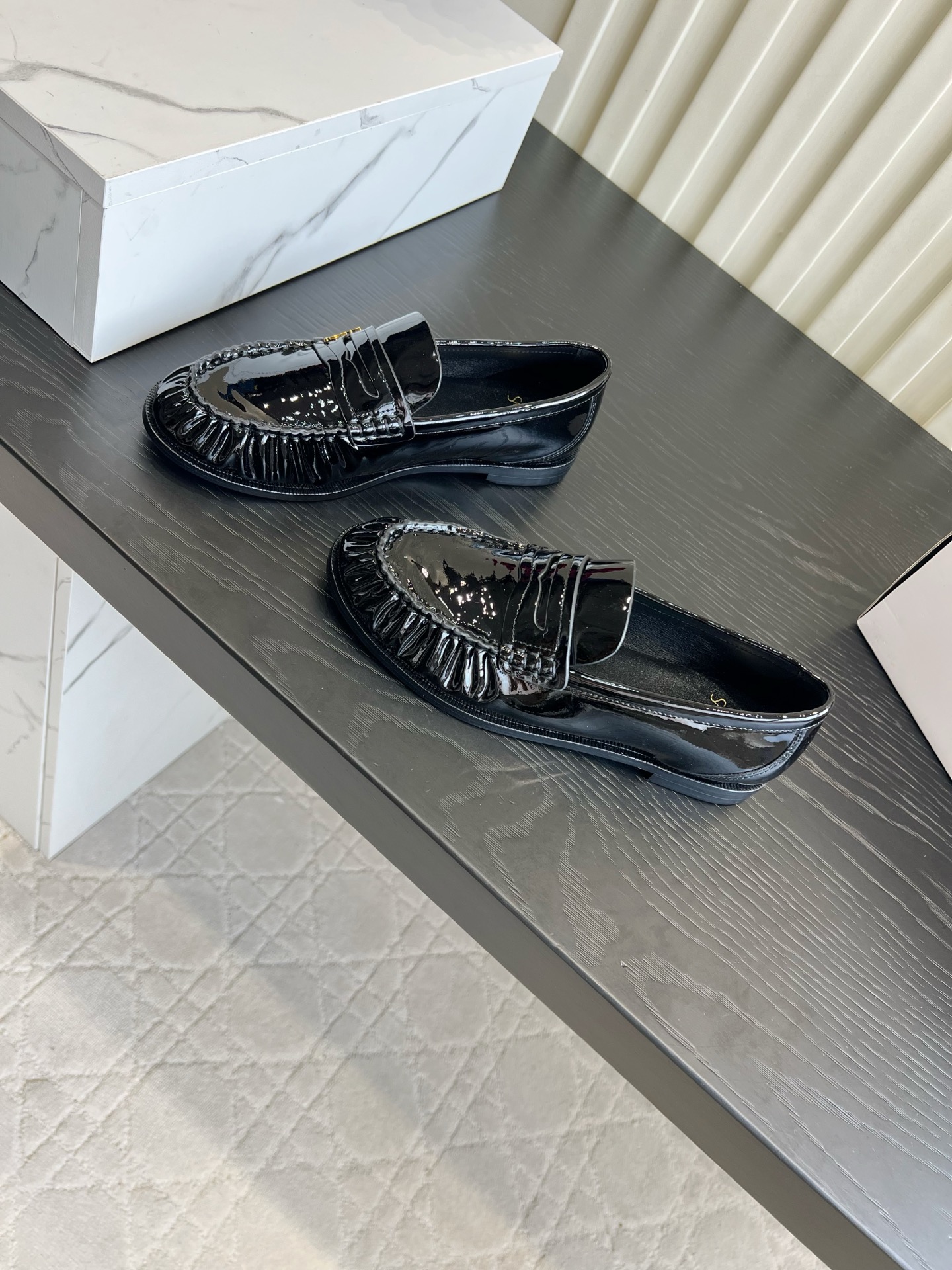 Лоферы Saint Laurent