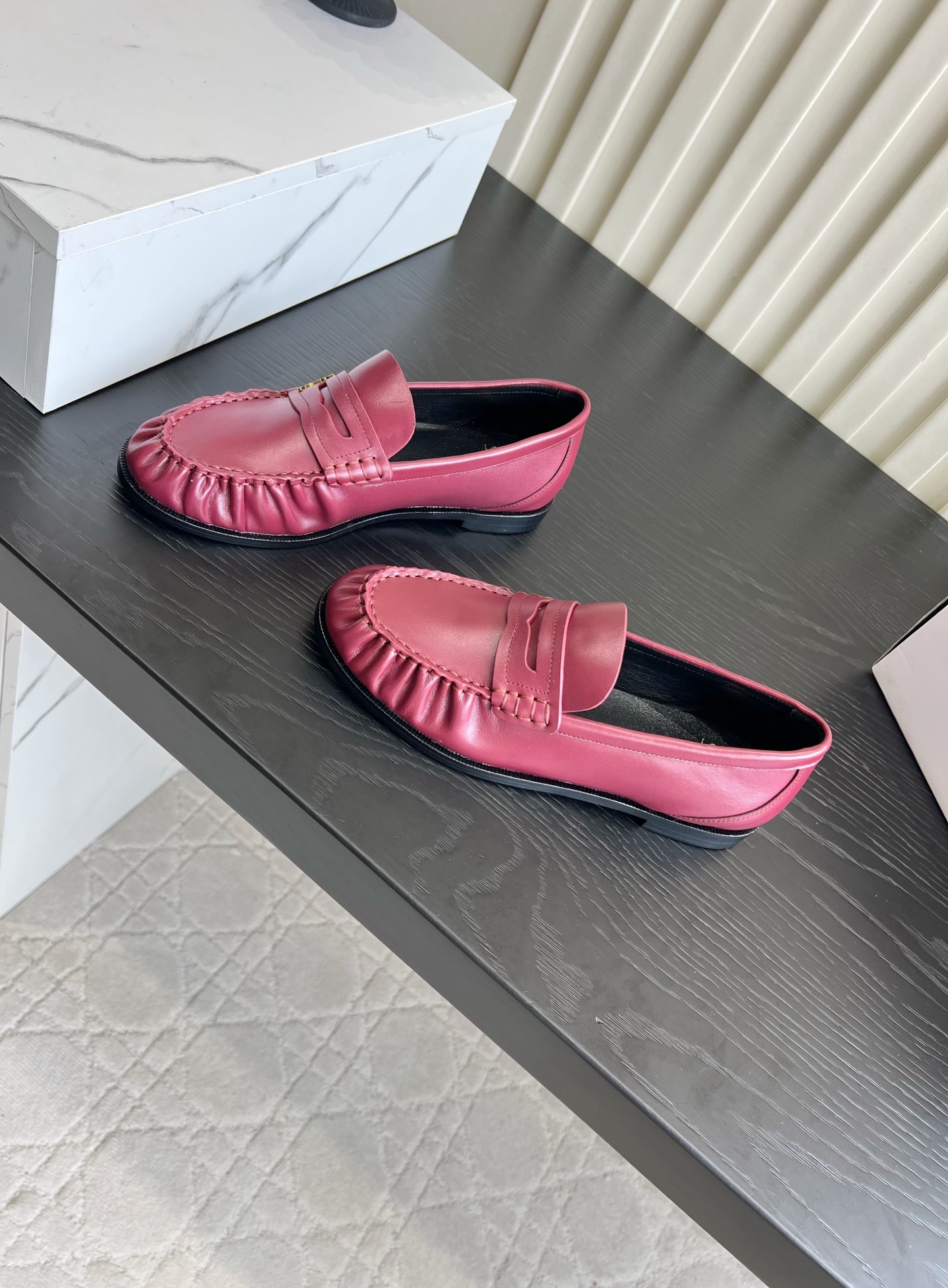 Лоферы Saint Laurent