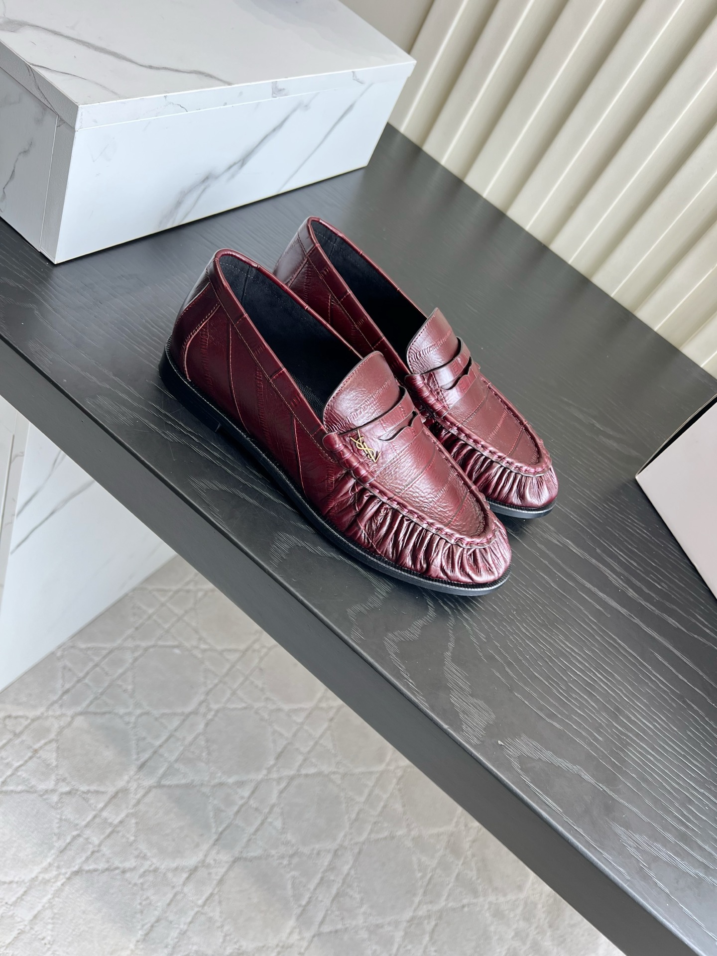 Лоферы Saint Laurent