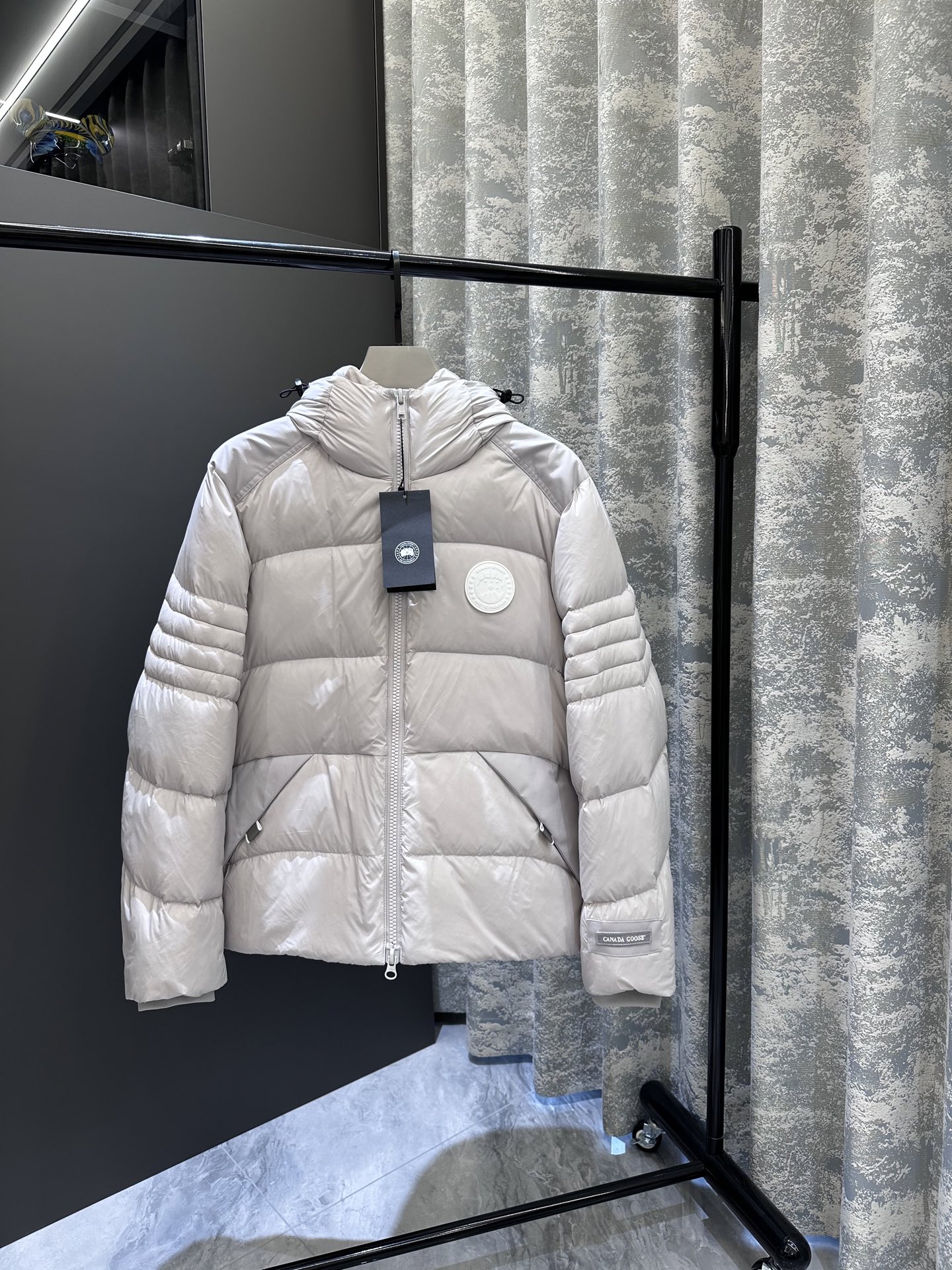 GOOSE加拿大鹅 Crofton纯色连帽拉链户外保暖排骨羽绒服 90绒填充 750蓬松度 田岛绣刺 白