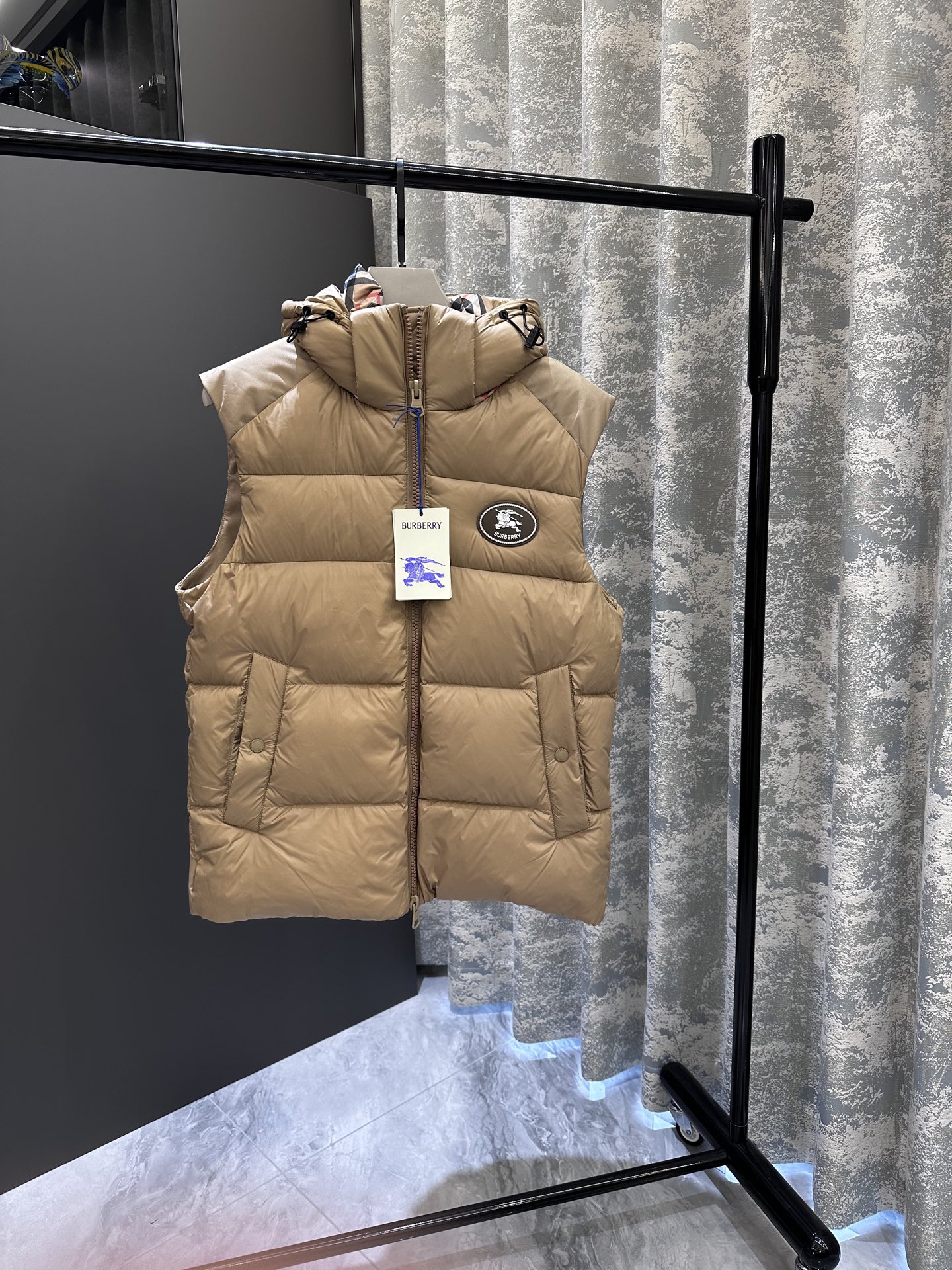 可拆卸袖 B家羽绒服