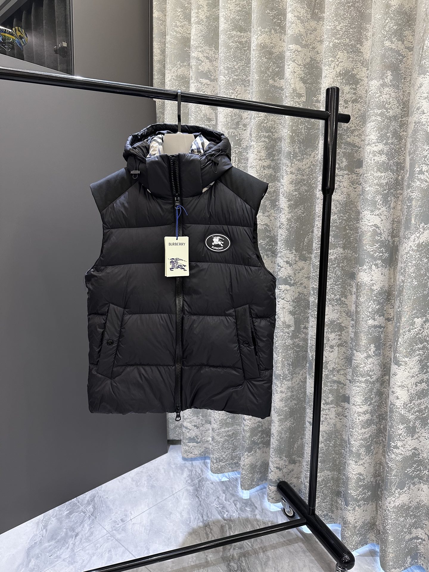 可拆卸袖 B家羽绒服