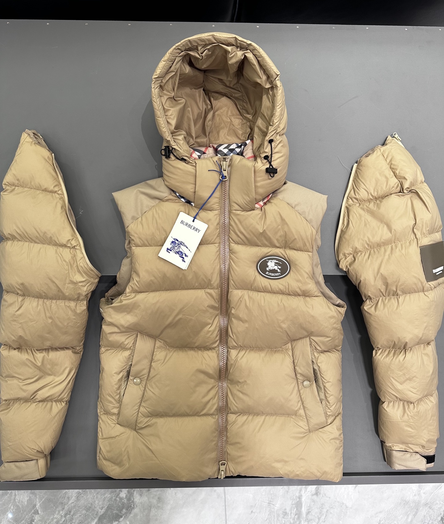 可拆卸袖 B家羽绒服