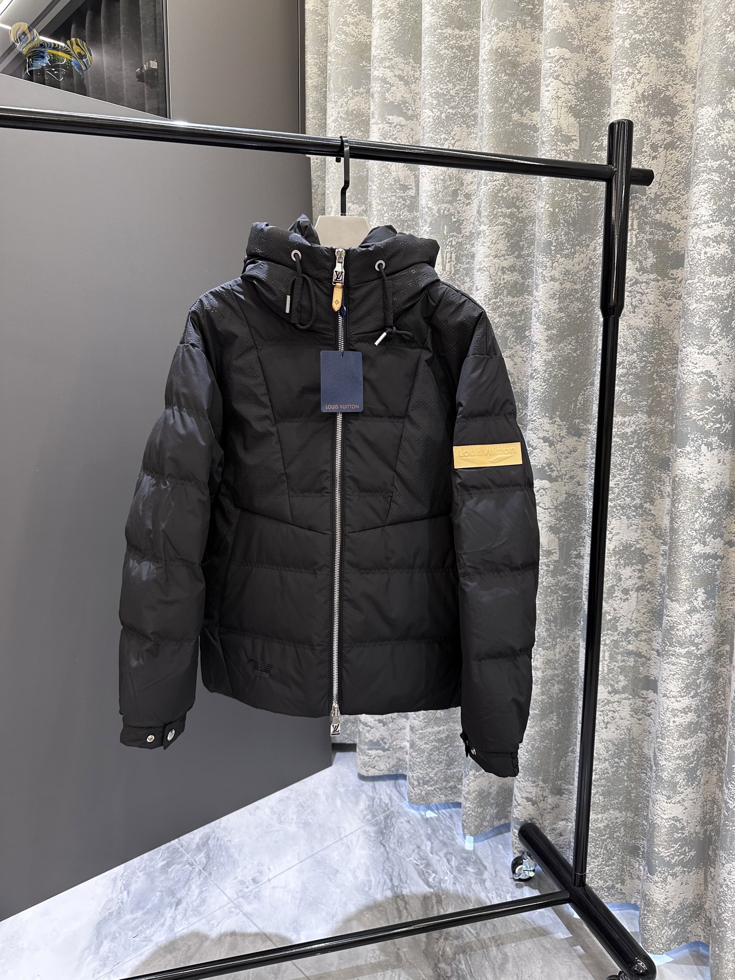 【新品】P 柜台同步发售 2025SS秋冬新品 男士连帽羽绒服，可拆卸连帽设计！贸易公司渠道订单‼️ 本