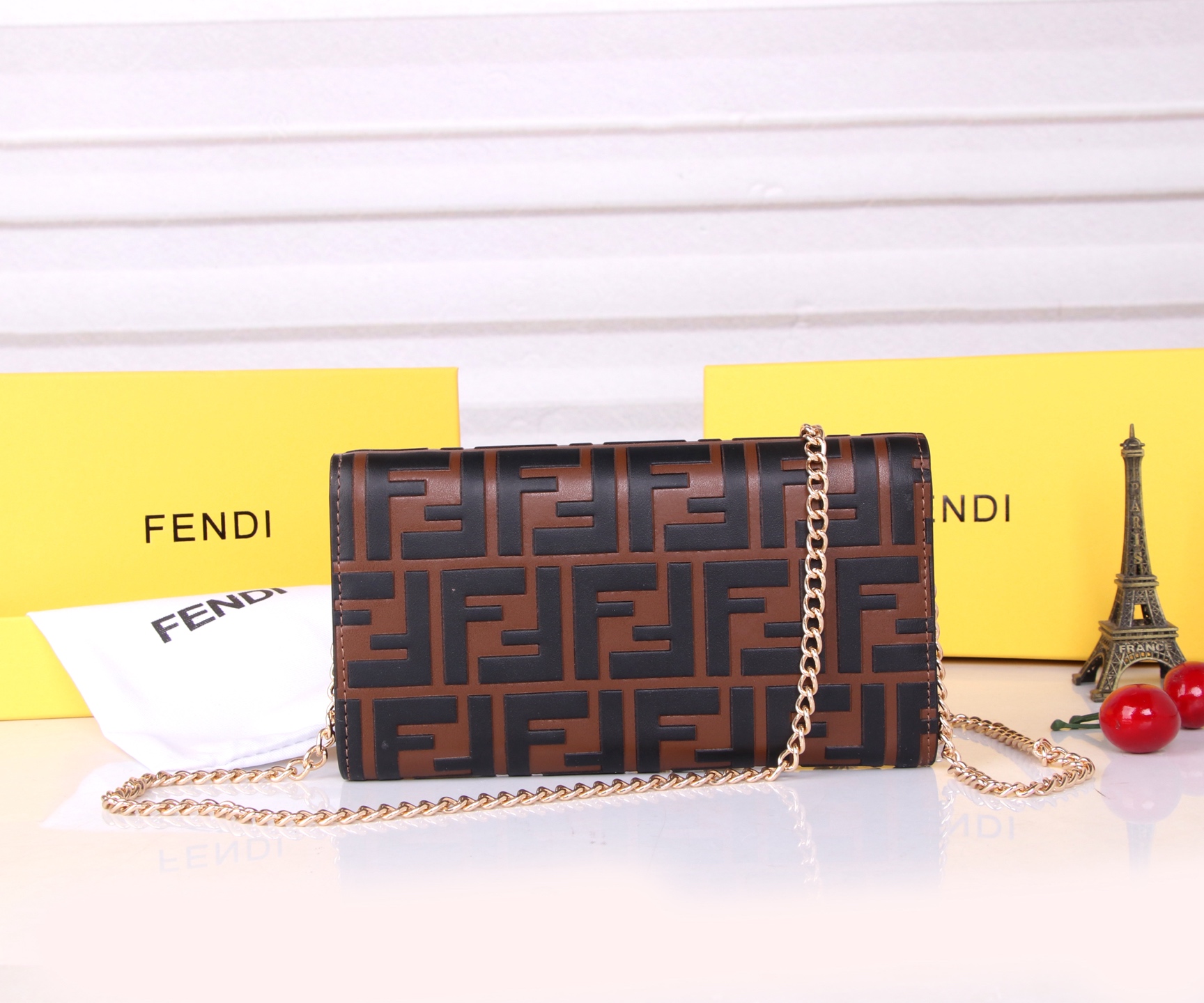 Fendi Black/Brown Leather Wallet: P198, F6001, 19*10.5*3.5, Imported Cattle Skin. - 图片 4