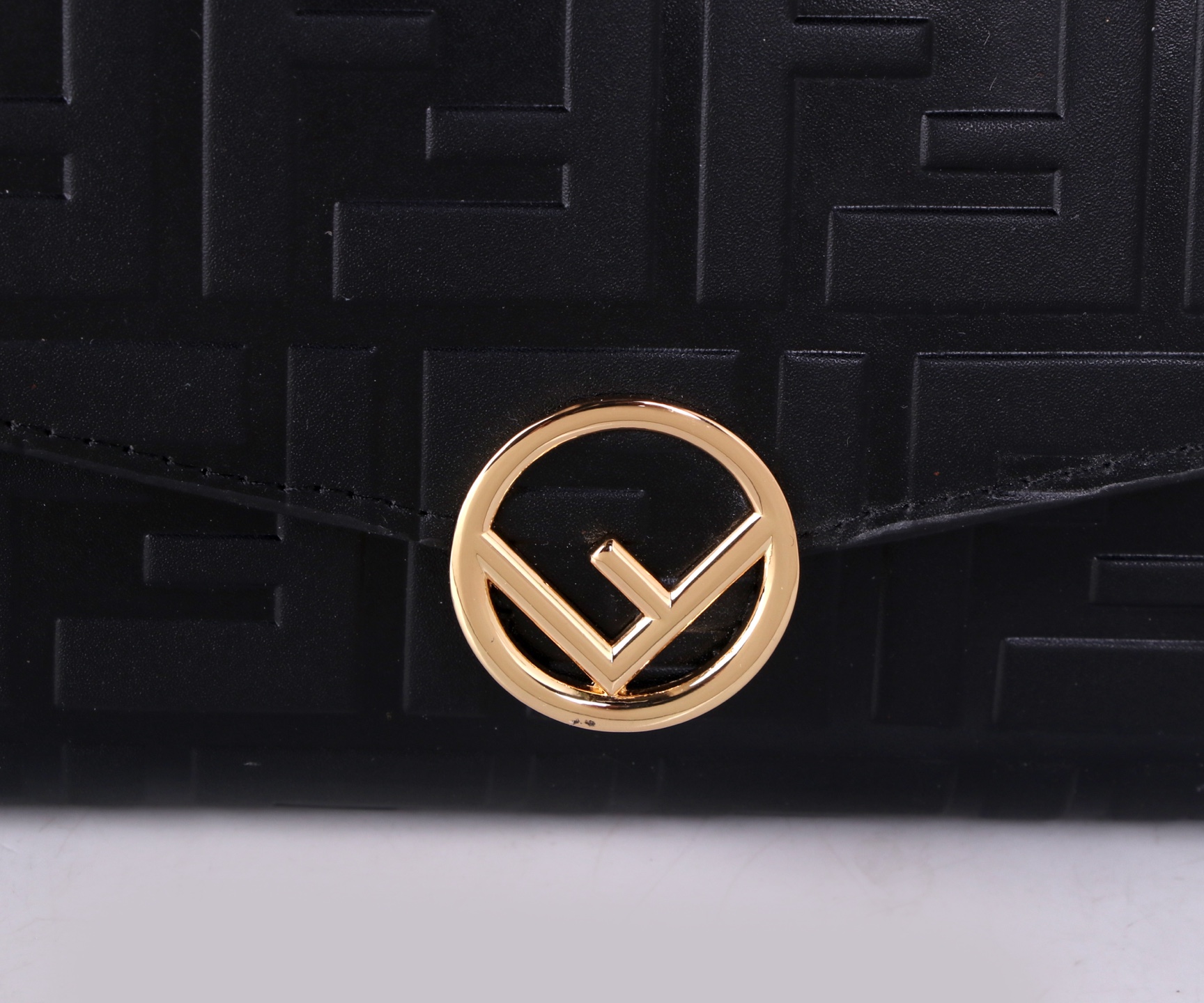 Fendi Black/Brown Leather Wallet: Premium Imported Leather, Synchronized Counters, Compact Design - 图片 2