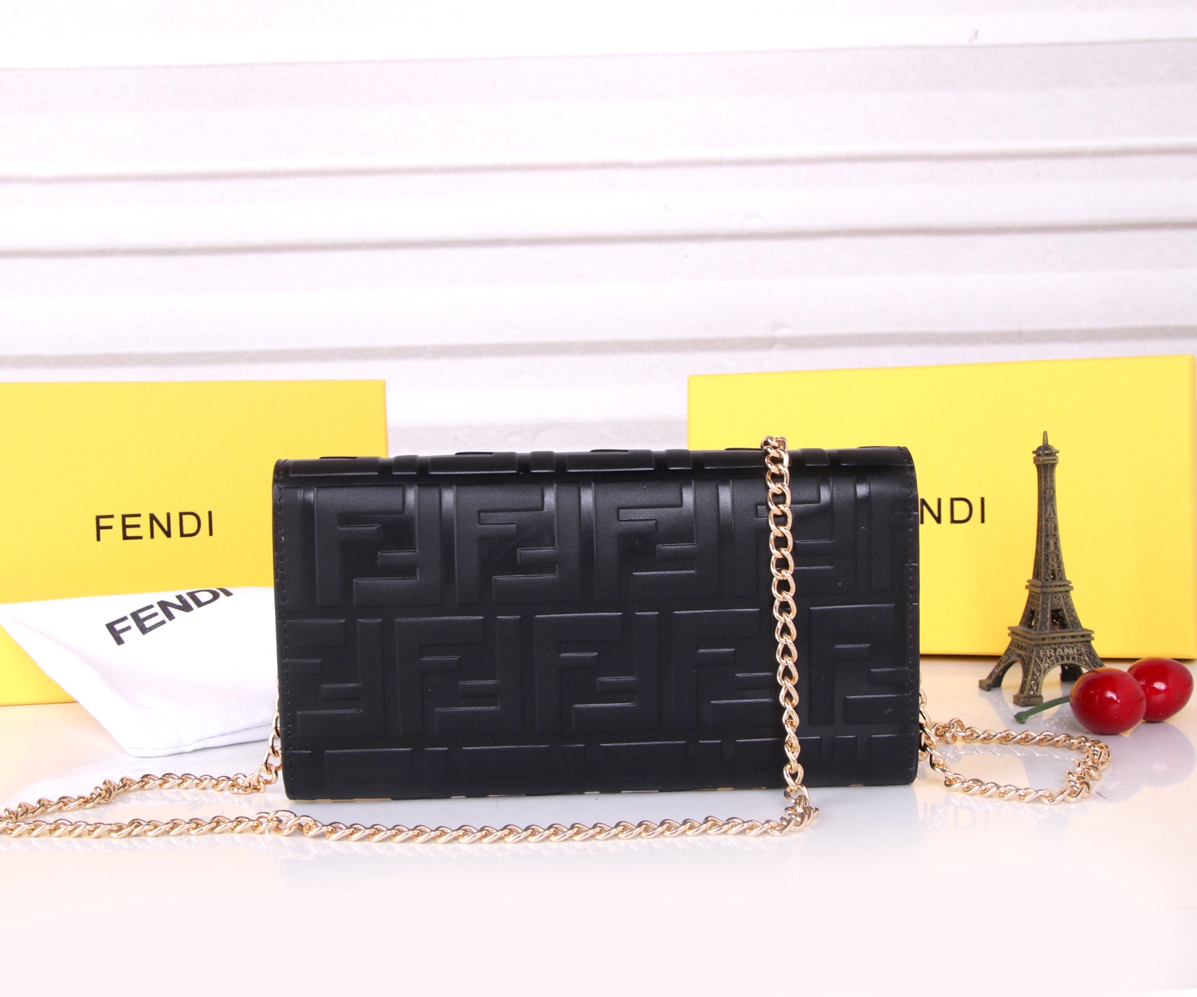 Fendi Black/Brown Leather Wallet: Premium Imported Leather, Synchronized Counters, Compact Design - 图片 4