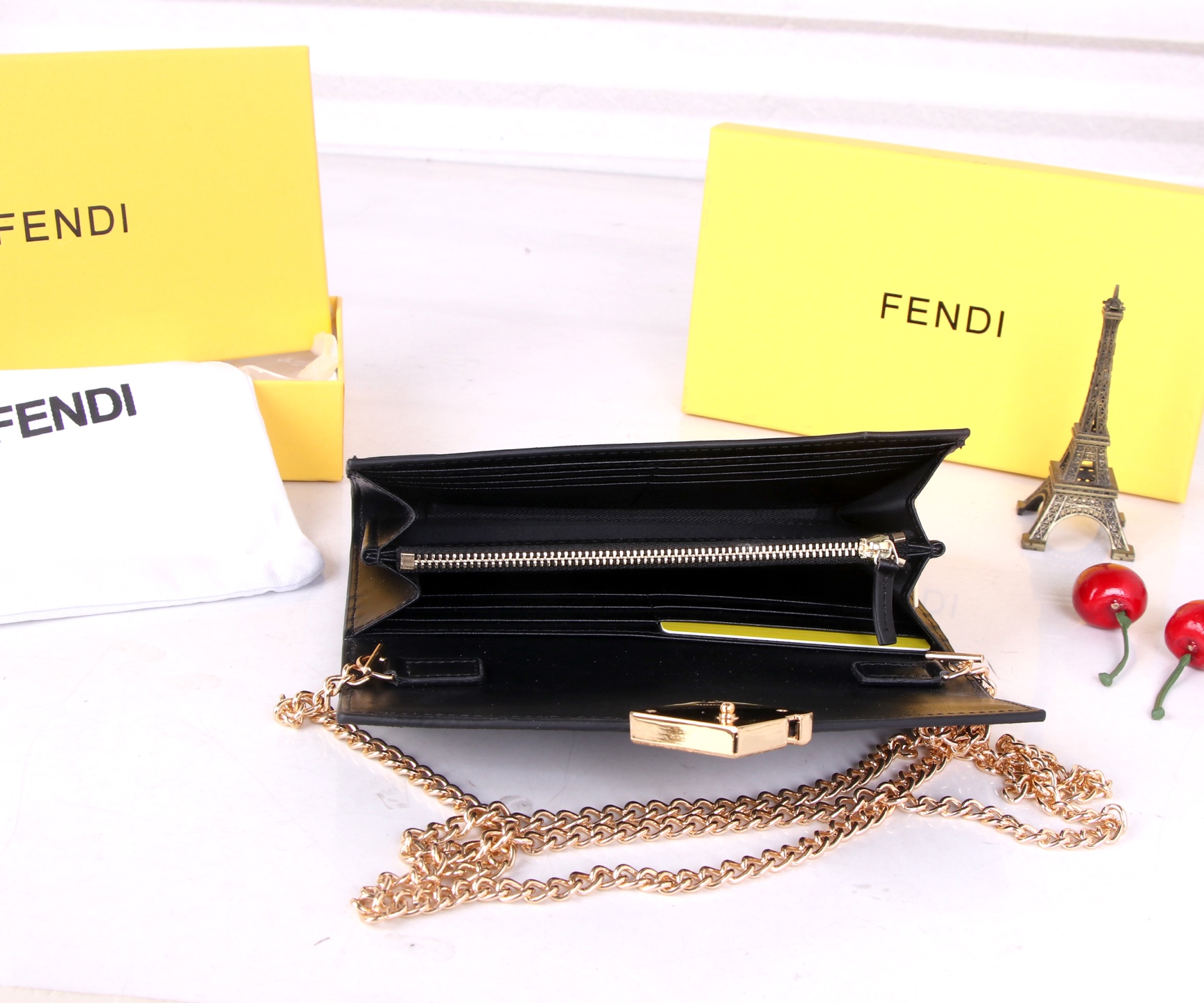 Fendi Leather Wallet: Black, Wine Red, Almond, Green, Gray, Black Brown - 图片 9