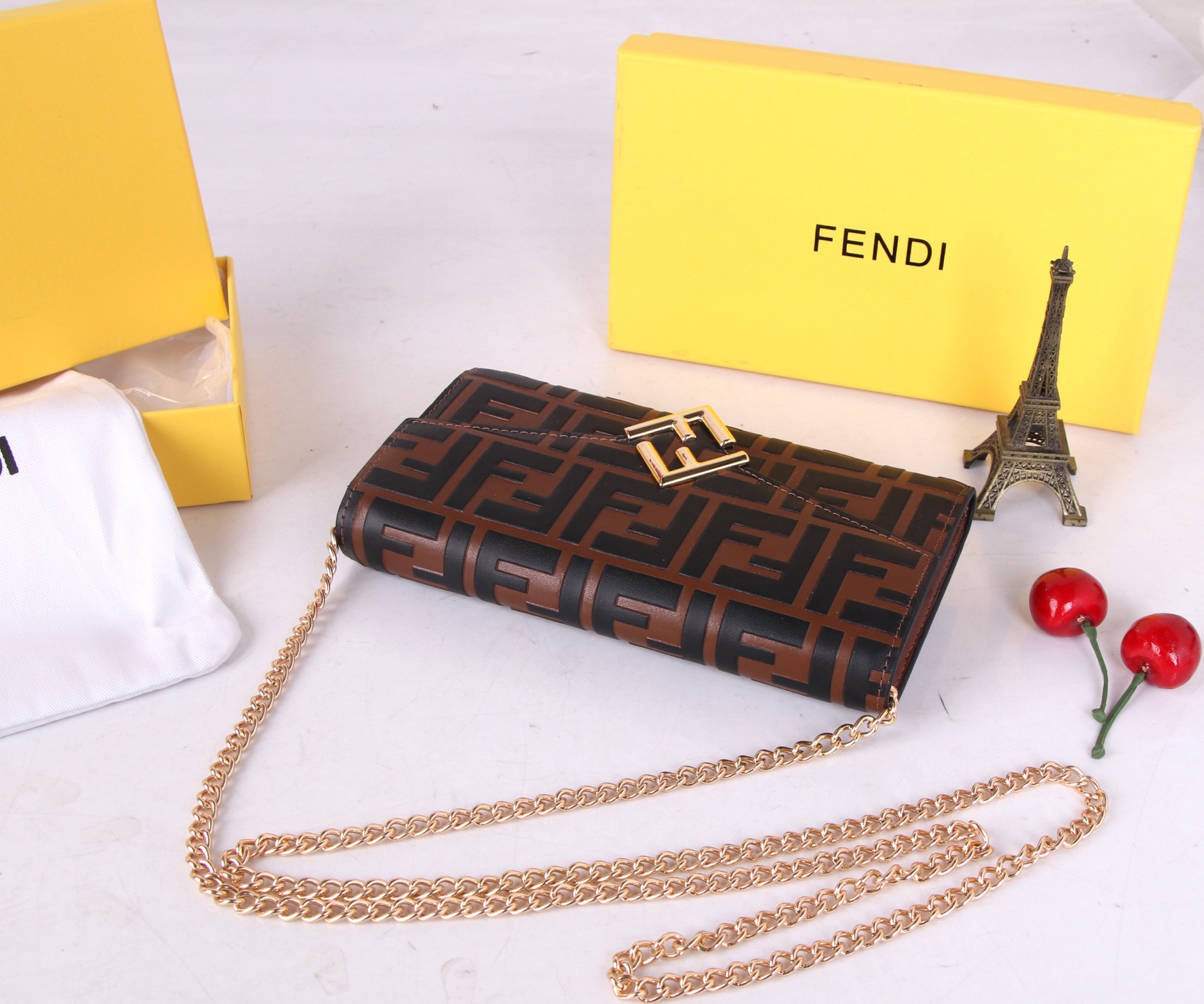 Fendi Leather Wallet: Black, Wine Red, Green, Gray, Almond, 19*10.5*3.5, High-Quality Materials - 图片 5