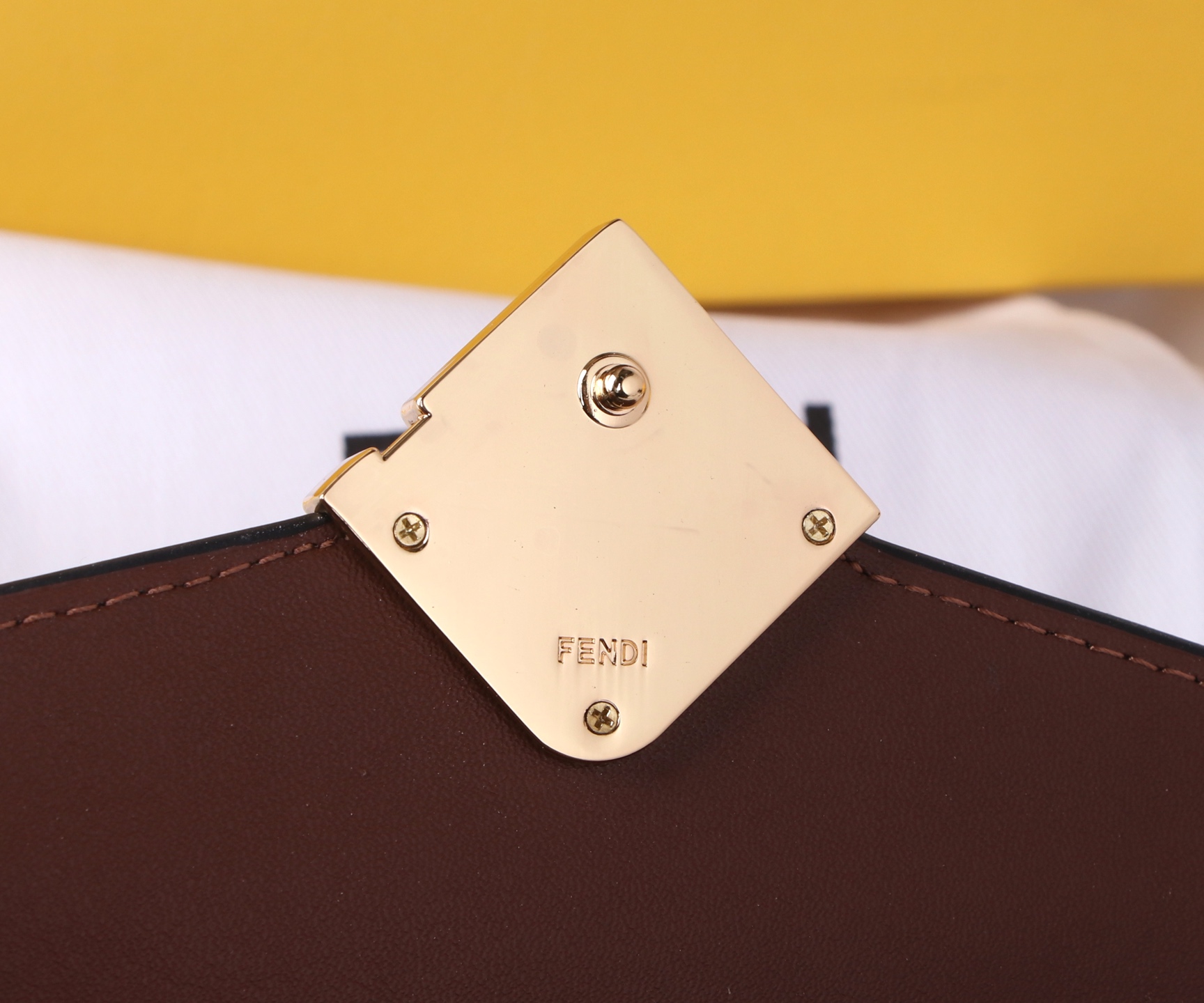 Fendi Leather Wallet: Black, Wine Red, Green, Gray, Almond, 19*10.5*3.5, High-Quality Materials - 图片 6