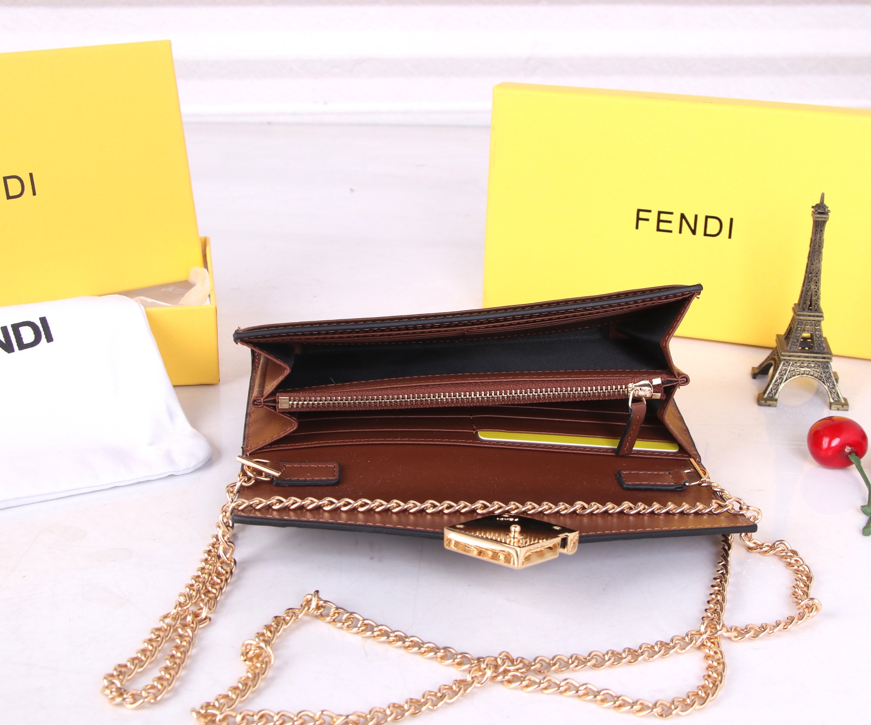 Fendi Leather Wallet: Black, Wine Red, Green, Gray, Almond, 19*10.5*3.5, High-Quality Materials - 图片 9
