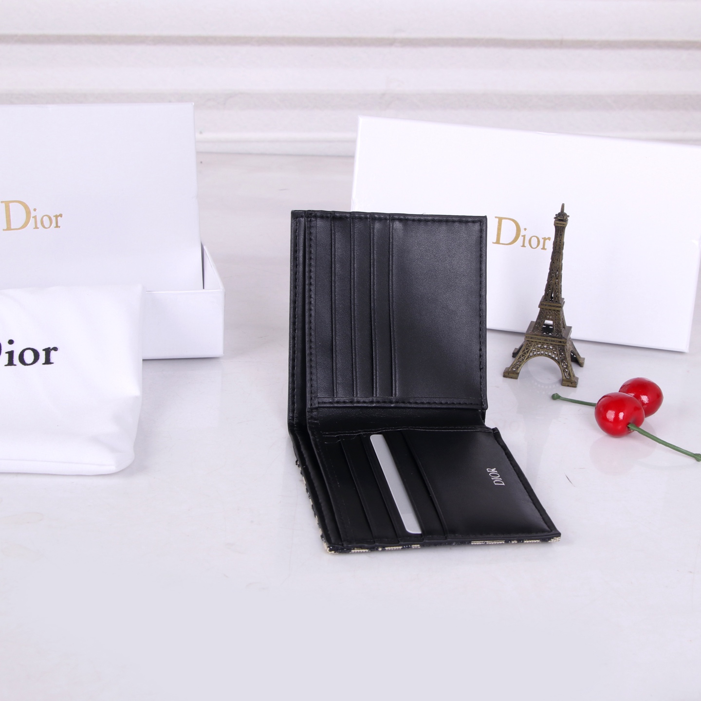 Dior Black Wallet: Officially Synchronized Fine Handmade Production for Men and Women - 图片 9