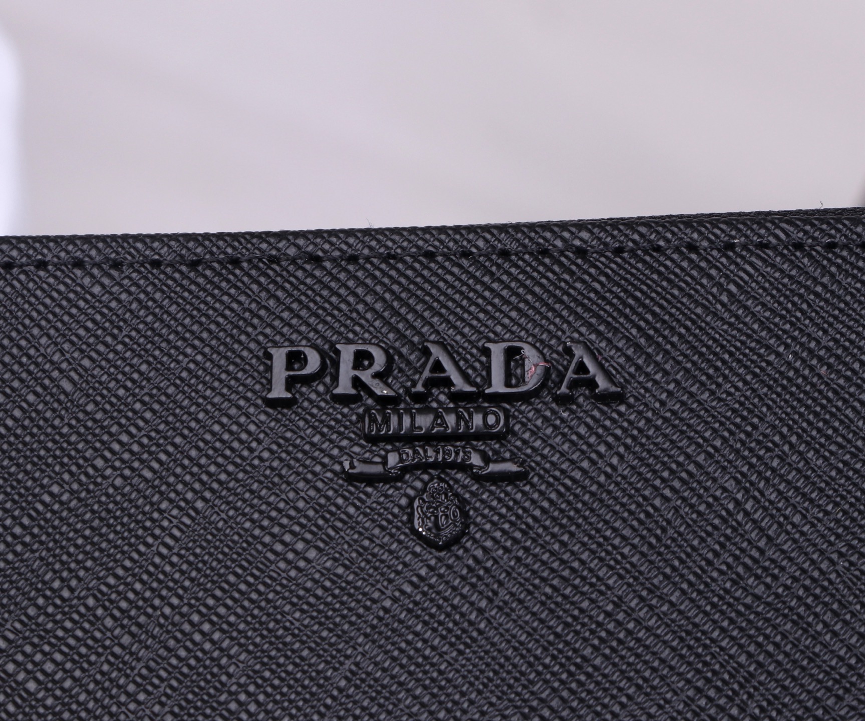 PRADA Black Leather Wallet: LM1123, 10*8 cm, Top-Class Cow Skin, Hardware Accessories - 图片 2