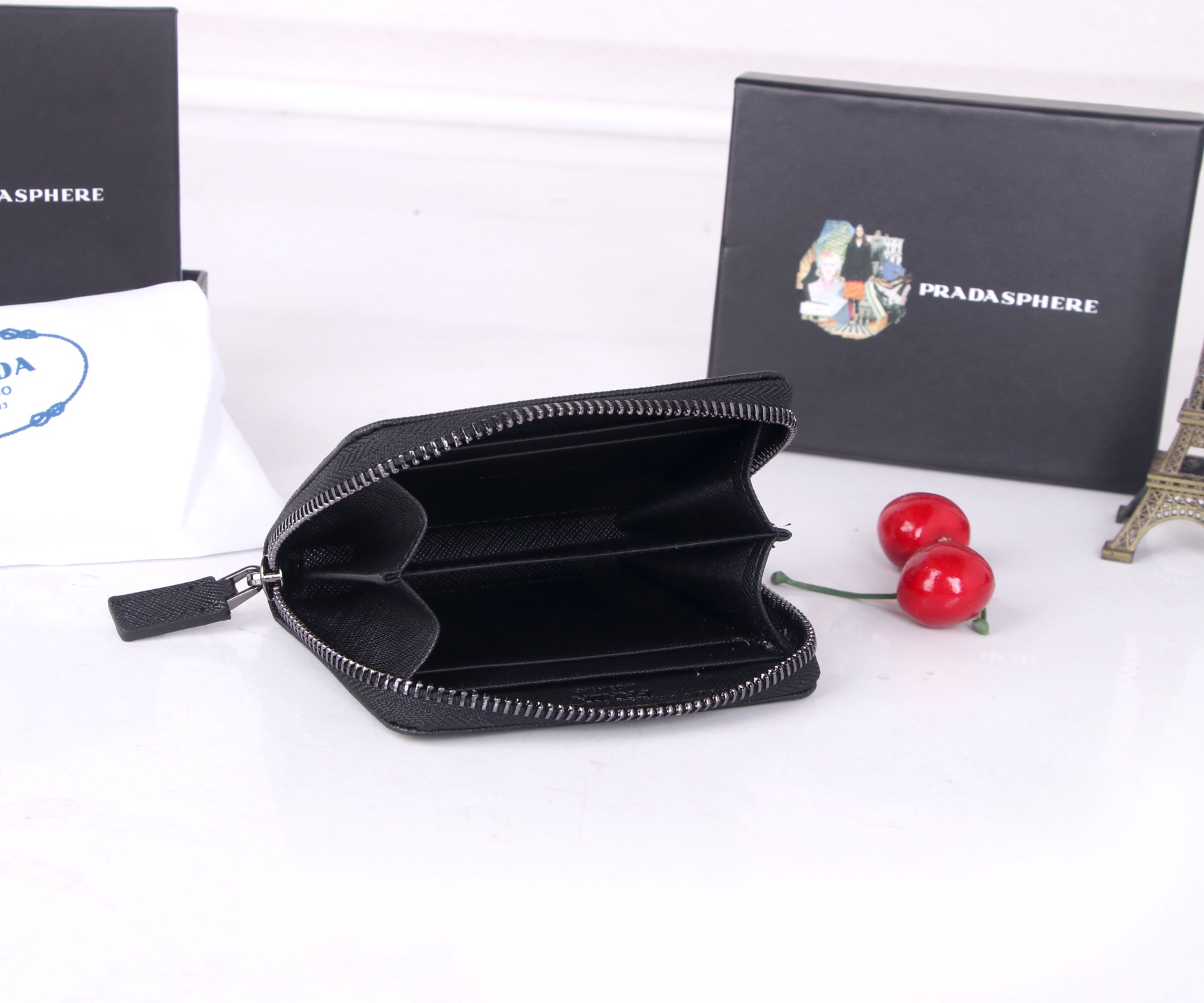 PRADA Black Leather Wallet: LM1123, 10*8 cm, Top-Class Cow Skin, Hardware Accessories - 图片 8