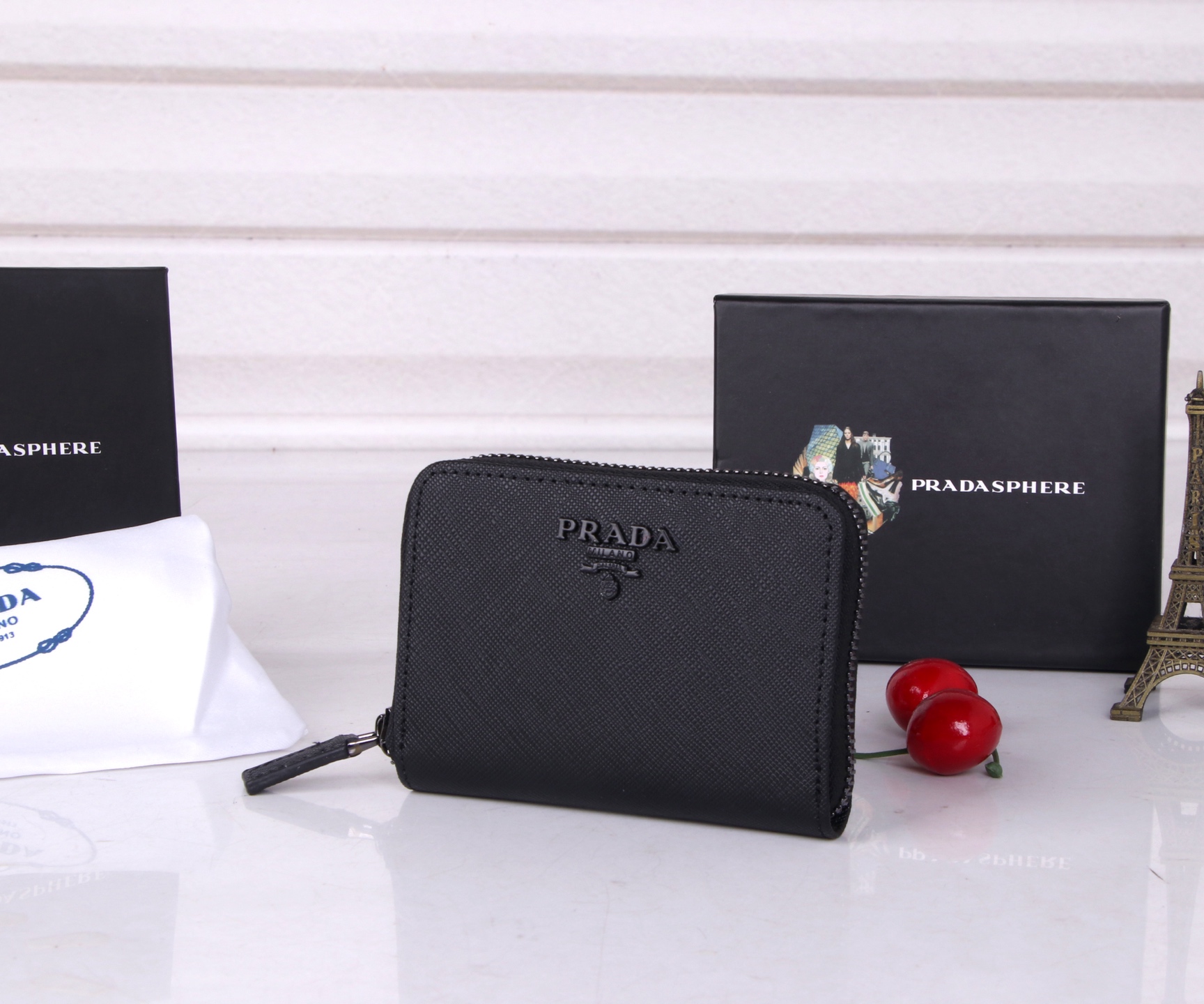 PRADA Black Leather Wallet: LM1123, 10*8 cm, Top-Class Cow Skin, Hardware Accessories - 图片 3