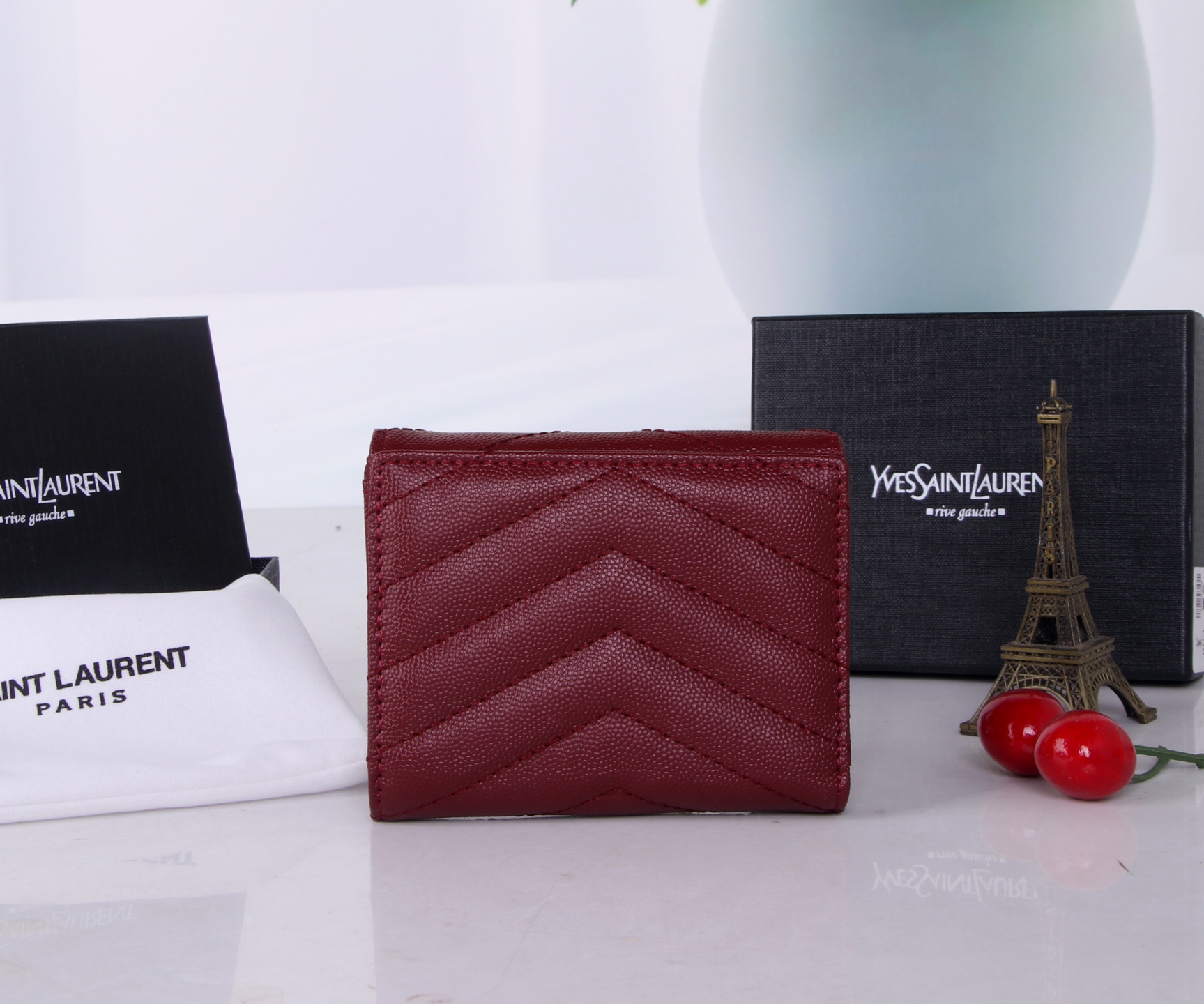 St. Roland Black/Red Wallet: 2021 YSL Counter Trend, Cow Skin, Multipurpose Design - 图片 2