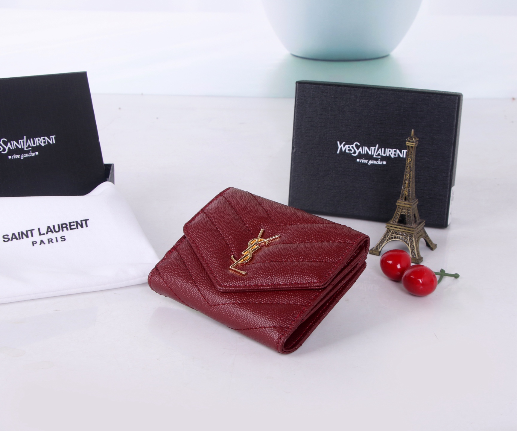 St. Roland Black/Red Wallet: 2021 YSL Counter Trend, Cow Skin, Multipurpose Design - 图片 3