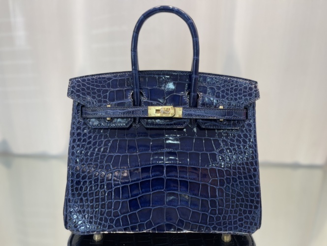 Hermes Birkin Designer
Bags Handbags Blue Gold Hardware Crocodile Leather Sheepskin