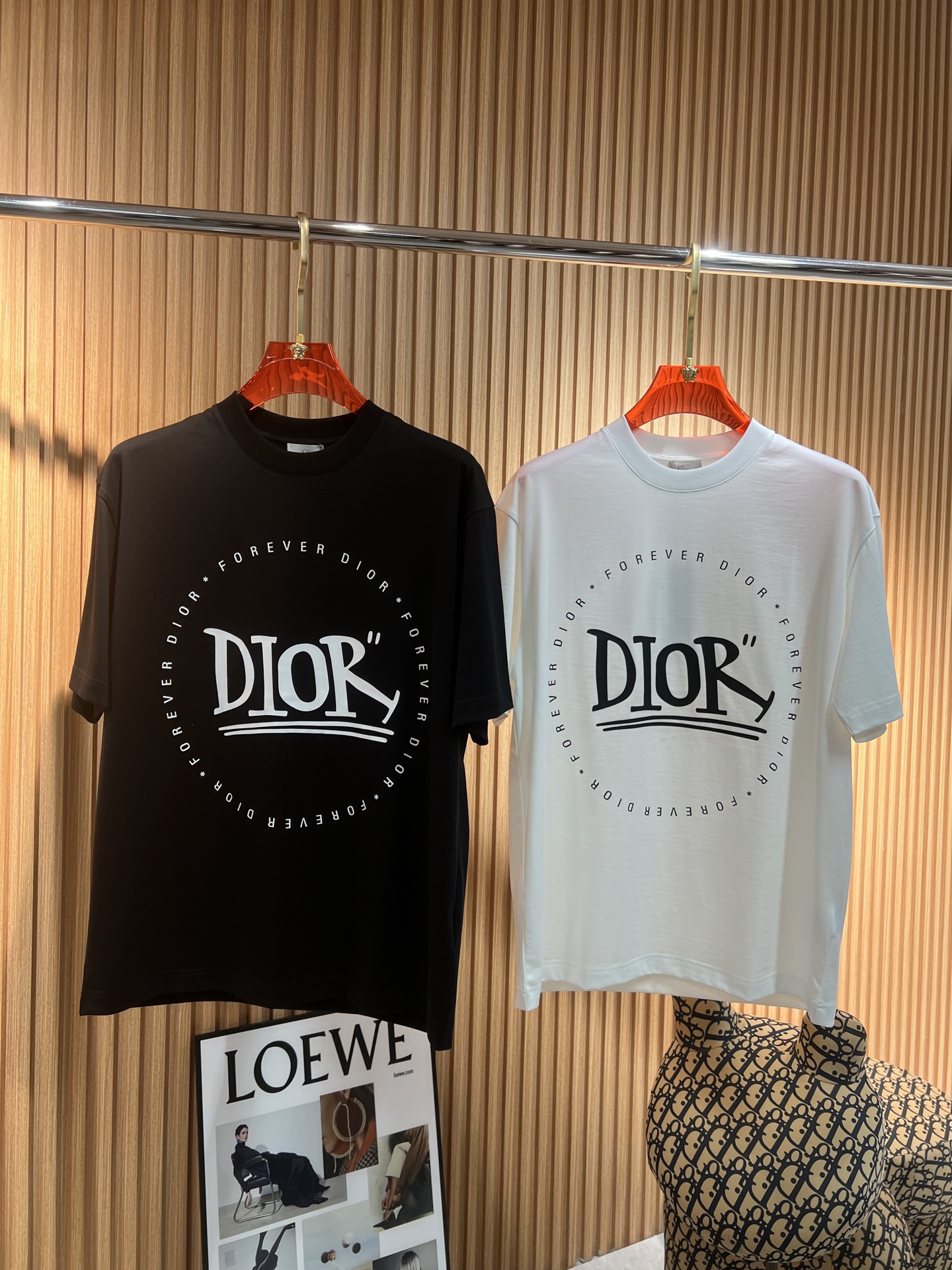   迪奥Dior  2025春夏新款首发专柜最新款短袖圆领T恤 高端订制 设计前卫时尚！品牌logo印花