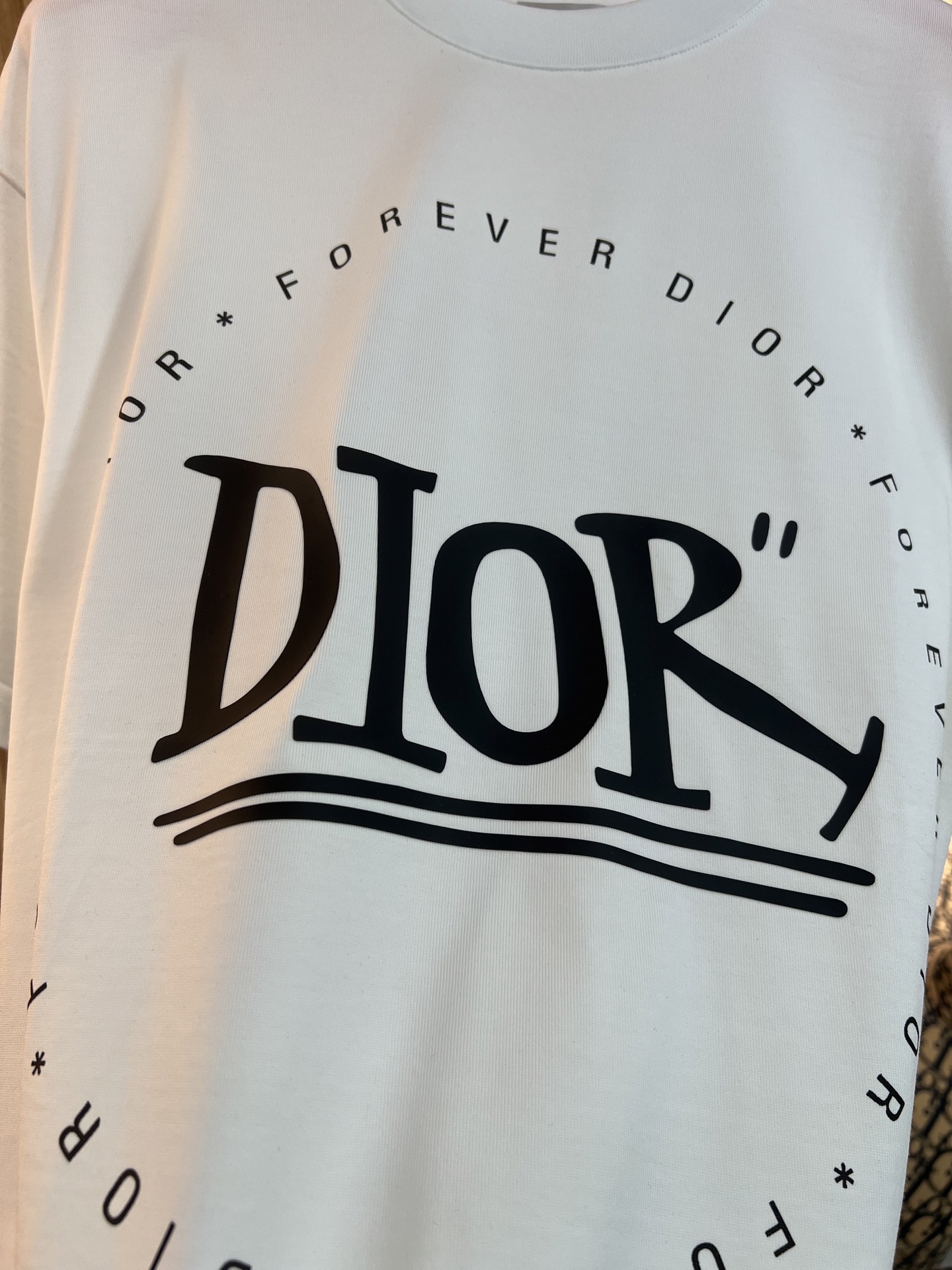   迪奥Dior  2025春夏新款首发专柜最新款短袖圆领T恤 高端订制 设计前卫时尚！品牌logo印花