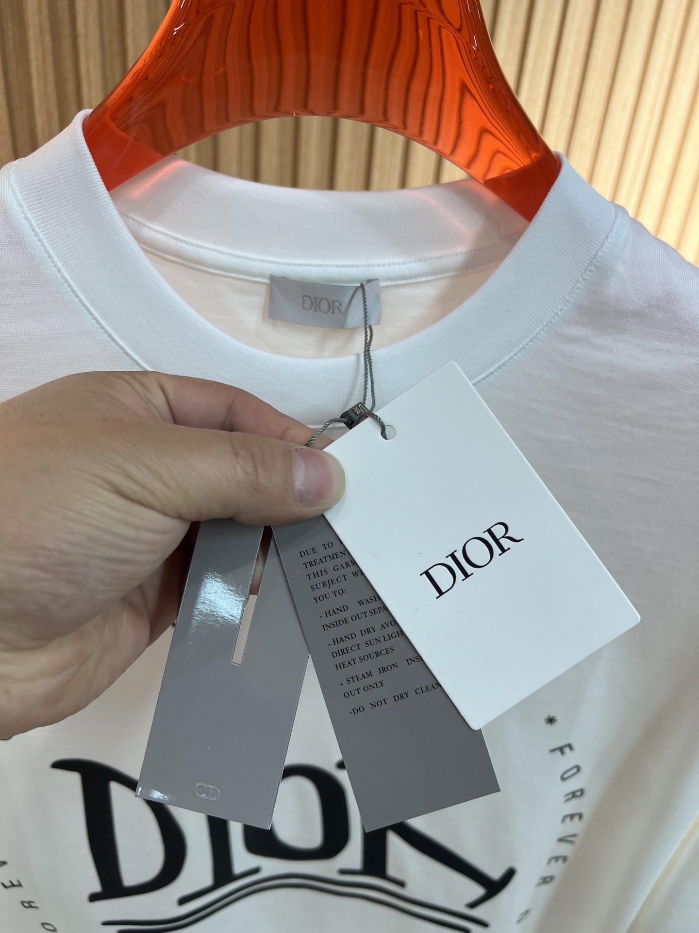  迪奥Dior  2025春夏新款首发专柜最新款短袖圆领T恤 高端订制 设计前卫时尚！品牌logo印花
