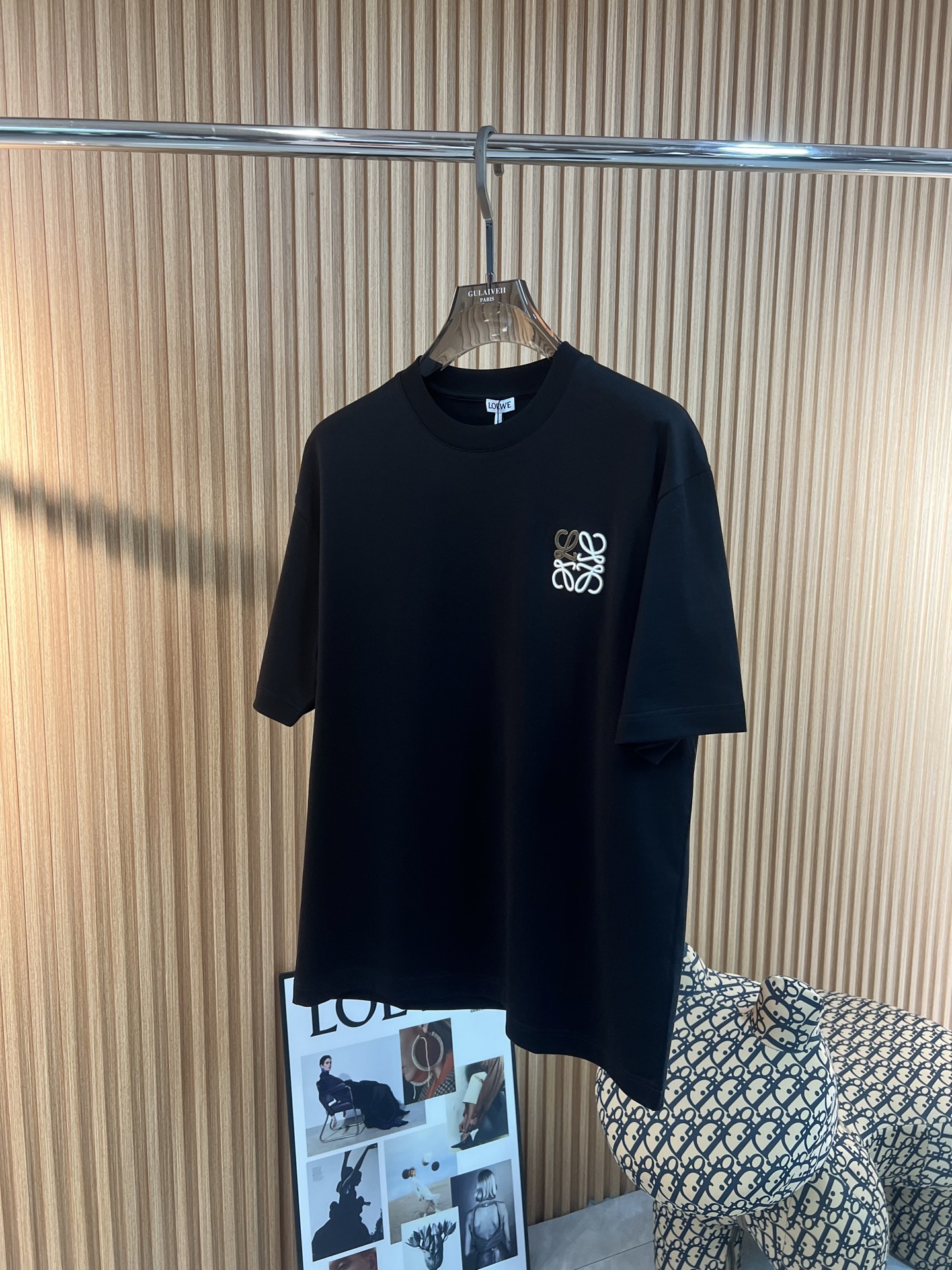    🆕罗意威  2025春夏新款首发专柜最新款短袖圆领T恤 高端订制 设计前卫时尚！品牌logo重工艺