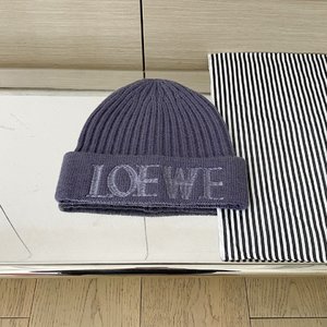 Loewe Hats Knitted Hat Knitting Wool Fall/Winter Collection