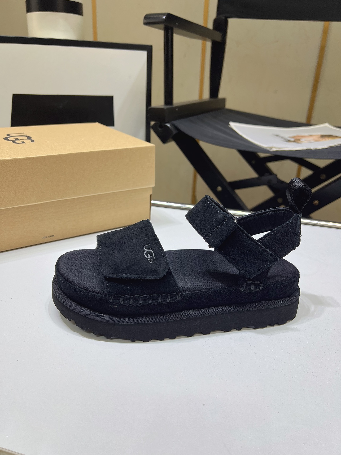 UGG Women's Goldenstar Sandal - Comfortable, Stylish, and Platform Sandals 5 i1716984596 4168 4