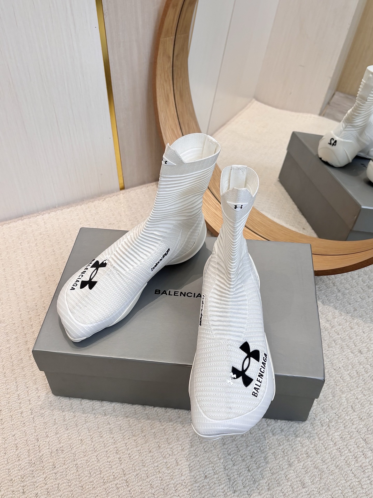 Balenciaga X Under Armour Andromeda Flying Sneakers for Couples - 图片 9