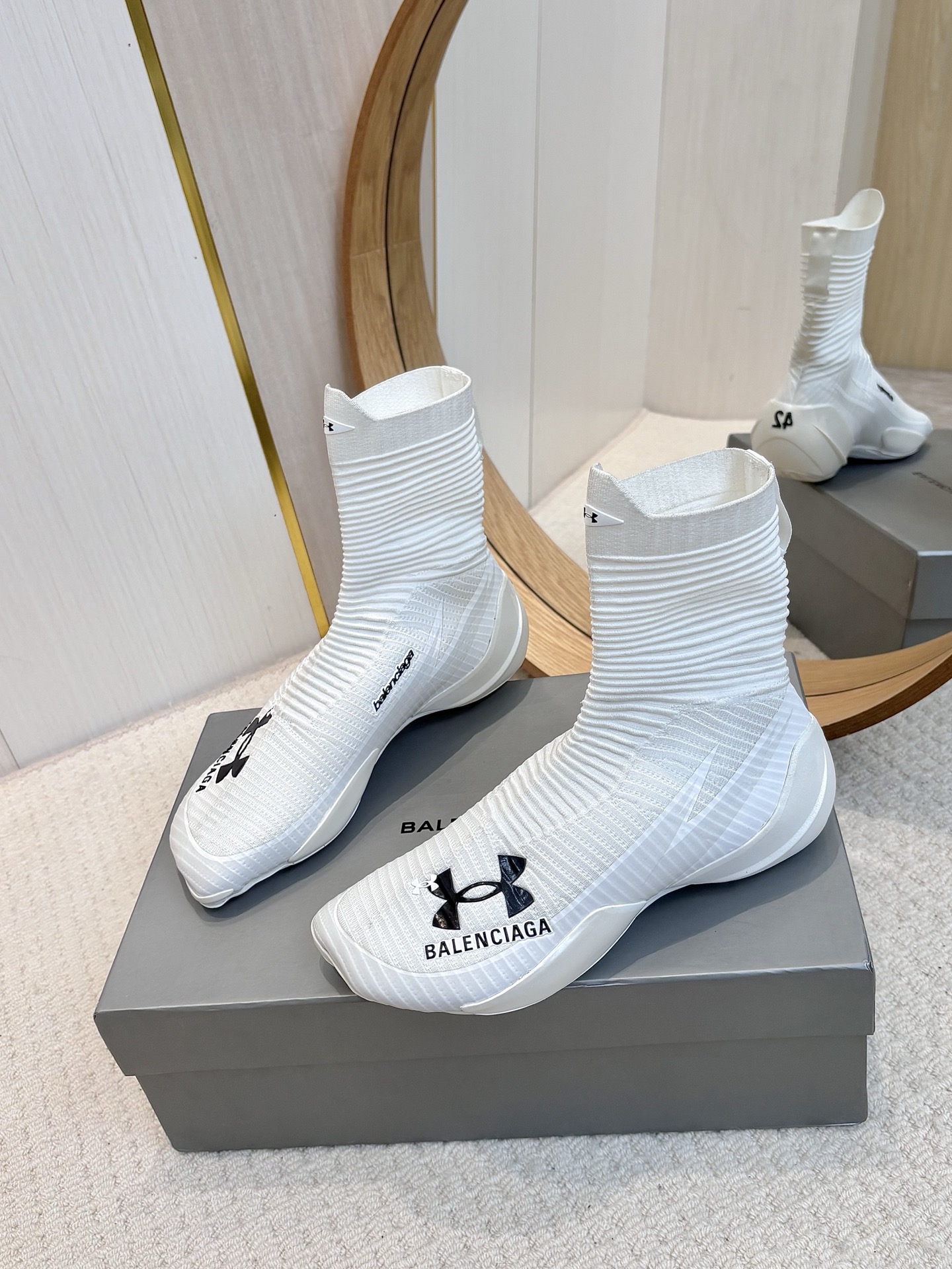 Balenciaga X Under Armour Andromeda Flying Sneakers for Couples - 图片 7