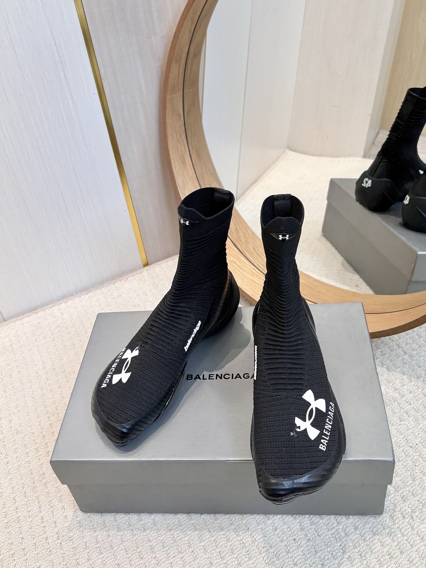 Balenciaga X Under Armour Andromeda Flying Sneakers for Couples - 图片 7
