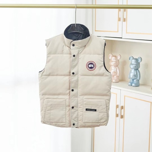 Canada Goose Freestyle Crew Vest - Water Resistant, Lightweight, and Warm 1 Canada Goose Freestyle Crew Vest - Water Resistant, Lightweight, and Warm