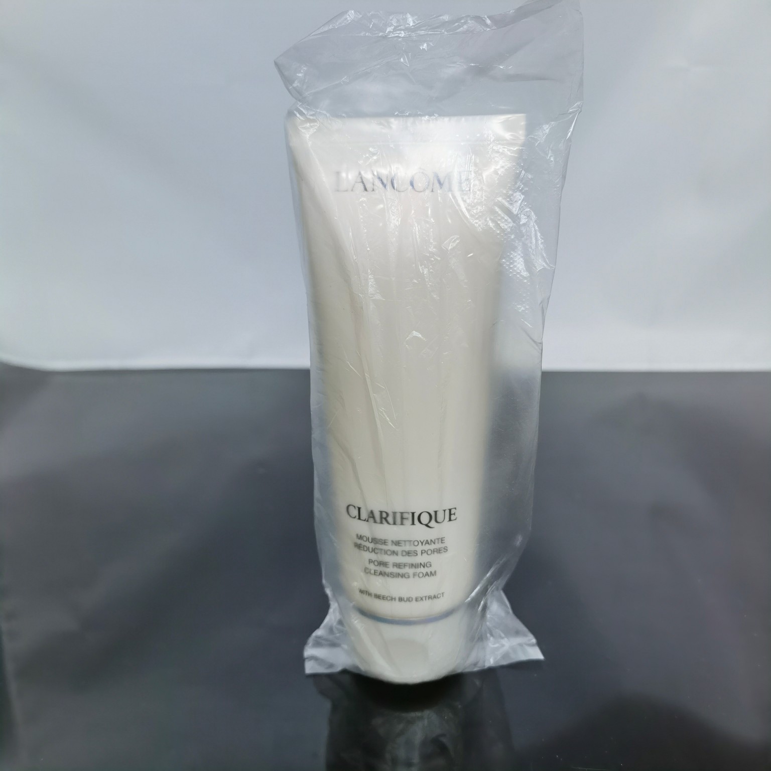 22! Limpiador facial Lancôme UV Expert 125ml! Código 40Y100 mejora el equilibrio agua-aceite/apagado/poros cerrados, co…