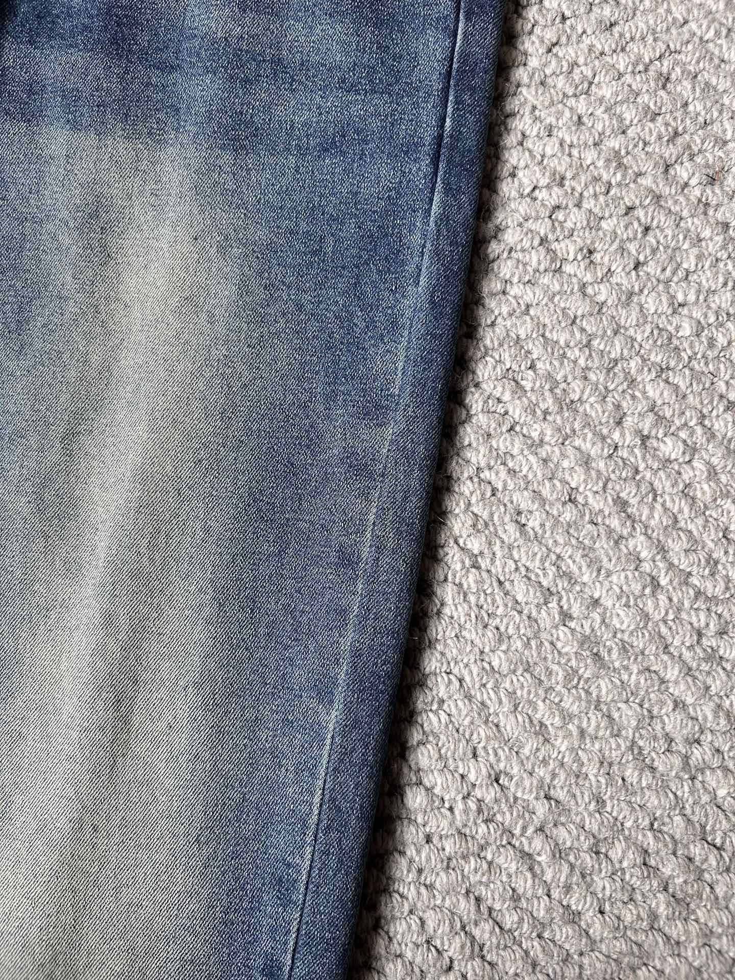 Gucci 25SS Limited Edition Street Style Jeans - Premium Denim, Comfortable Fit 7 i1750009375629 4523 0 5