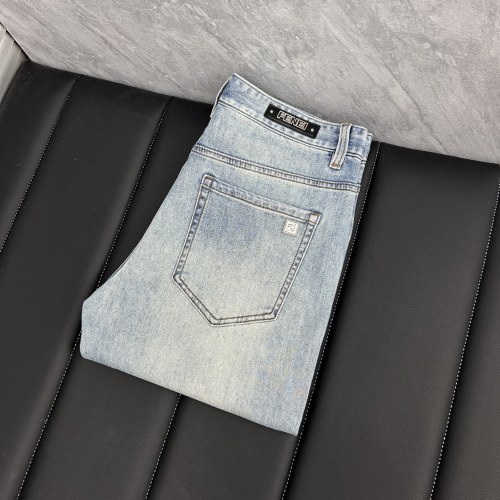 Fendi 2025 Spring/Summer High-Quality Slim-Fit Stretch Denim Jeans 1 Fendi 2025 Spring/Summer High-Quality Slim-Fit Stretch Denim Jeans