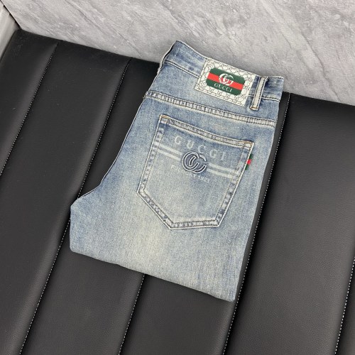 Gucci 2025 Spring/Summer New High-Quality Slim-Fit Stretch Denim Jeans 1 Gucci 2025 Spring/Summer New High-Quality Slim-Fit Stretch Denim Jeans