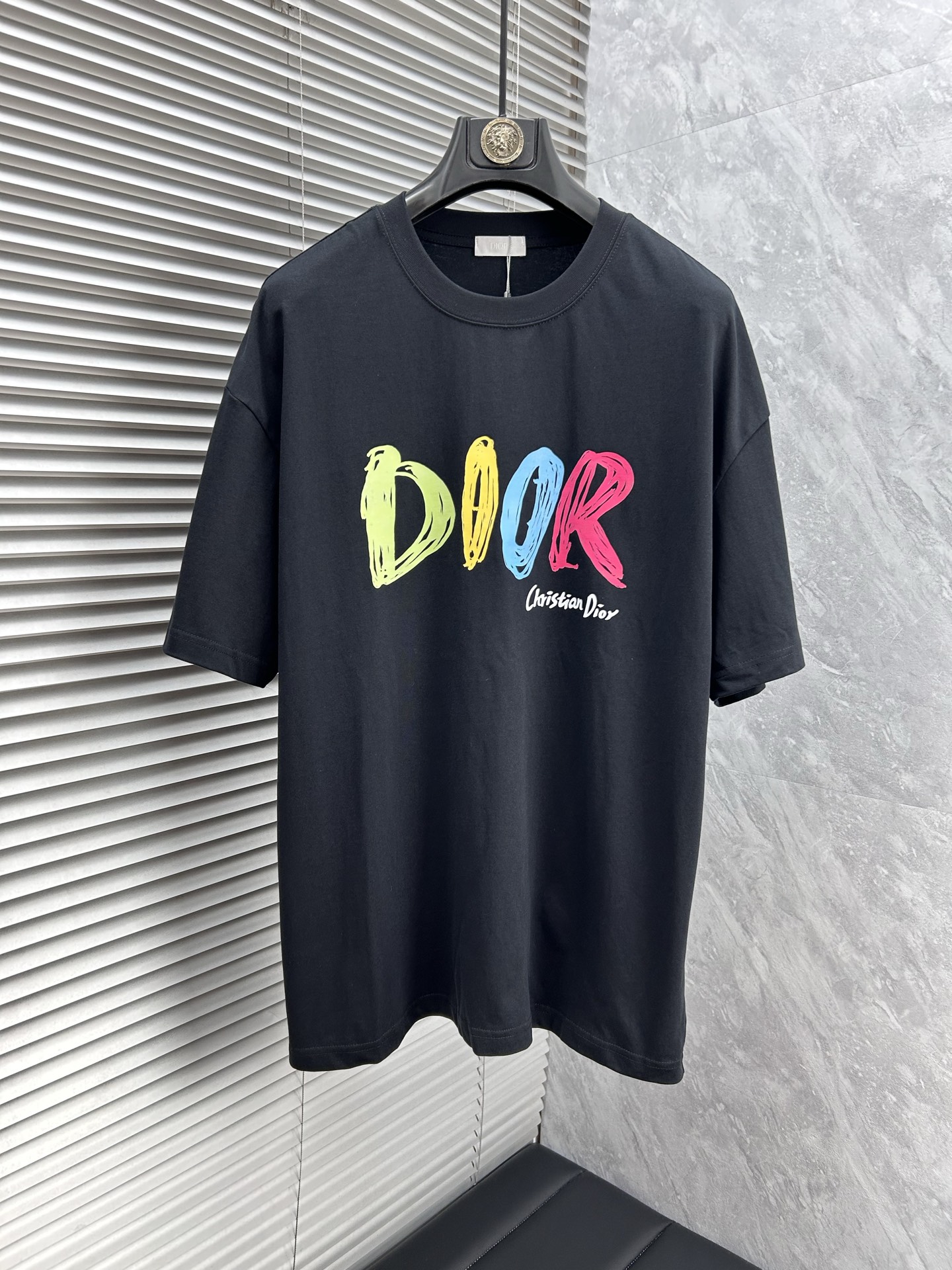 NO:438575,DR Ss' latest short-sleeved T-shirt in spring and summer, soft touch, comfortable to wear, fine workmanship. The upper body effect is invincible and handsome, size number M-2xl, T-shirt,tees, t-shirt,alexander wang19860909DR Ss春夏最新款短袖T恤,手感柔软,穿着舒适,做工精细.上身效果无敌帅气,码数 M-2xl,,T-shirt,tees，t-shirt,alexander wang,Men's clothing