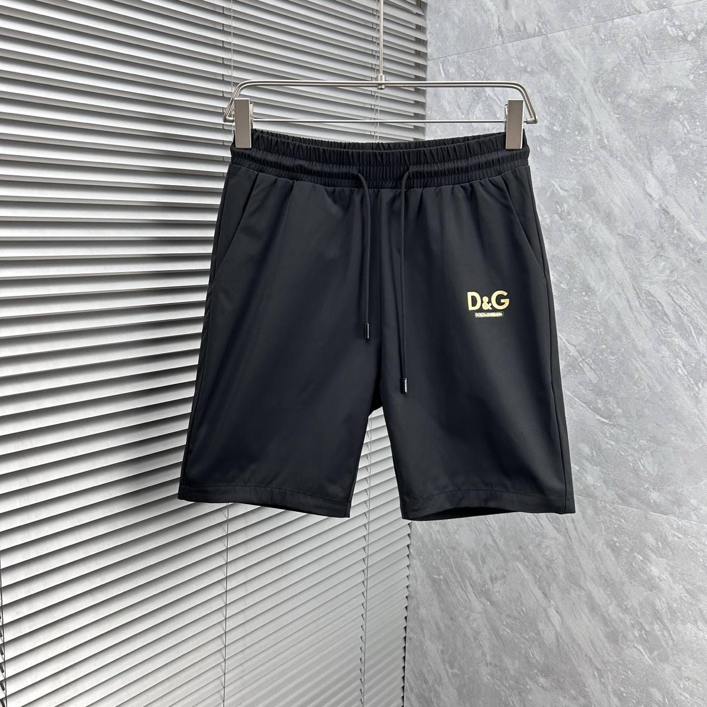 NO:441916,DG ‘’’ New style is coming. 2025 spring and summer new casual pants and shorts, imported high-density custom quick-drying fabric, comfortable, soft and skin-friendly, straight and not easy to wrinkle, simple and clear, super versatile, super fashionable and versatile, straight and stylish, a must-have for the wardrobe!  Suitable for any occasion, size M-3XL, shorts, alexander wang19860909DG ‘’新款来袭 2025春夏新款休闲裤短裤,进口高密度定制速干面料,舒适柔软亲肤,笔挺不易起皱,简单明了,超级百搭上身效果超级棒时尚百搭,笔挺有型,衣橱必备！适合任何场合穿着,码数M-3XL,,shorts,alexander wang,Men's clothing