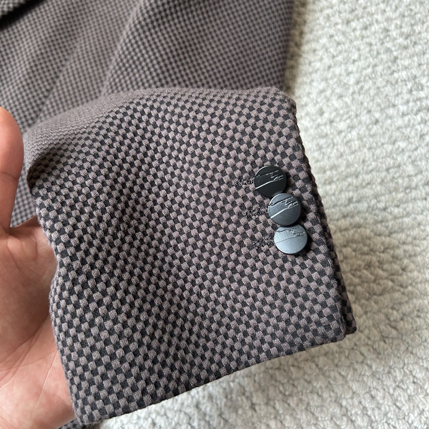 路易威登✨、2025新品西装外套，🚀时尚帅气，简约百搭款，定制原版面料，不仅挺括，保持潮流的廓形，又穿着