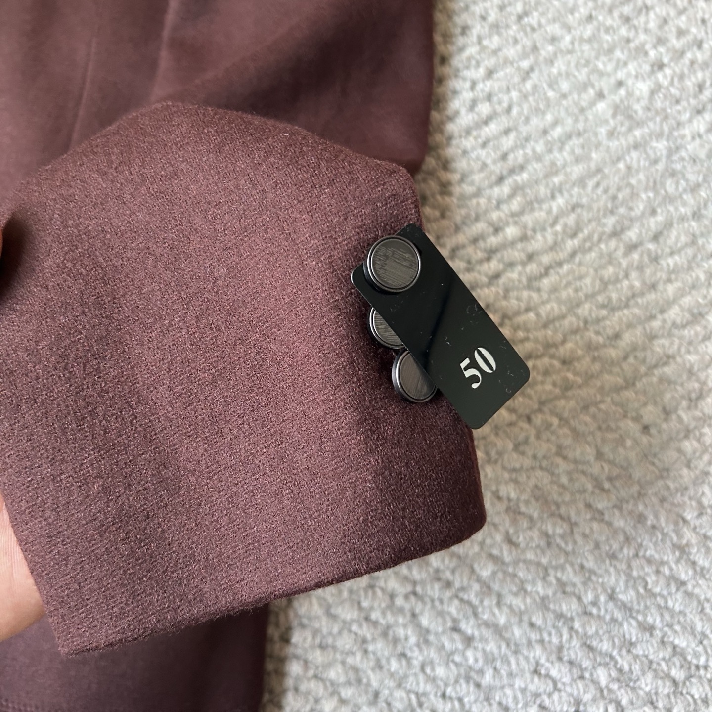 杰尼亚✨、2025新品西装外套，🚀时尚帅气，简约百搭款，定制原版面料，不仅挺括，保持潮流的廓形，又穿着舒