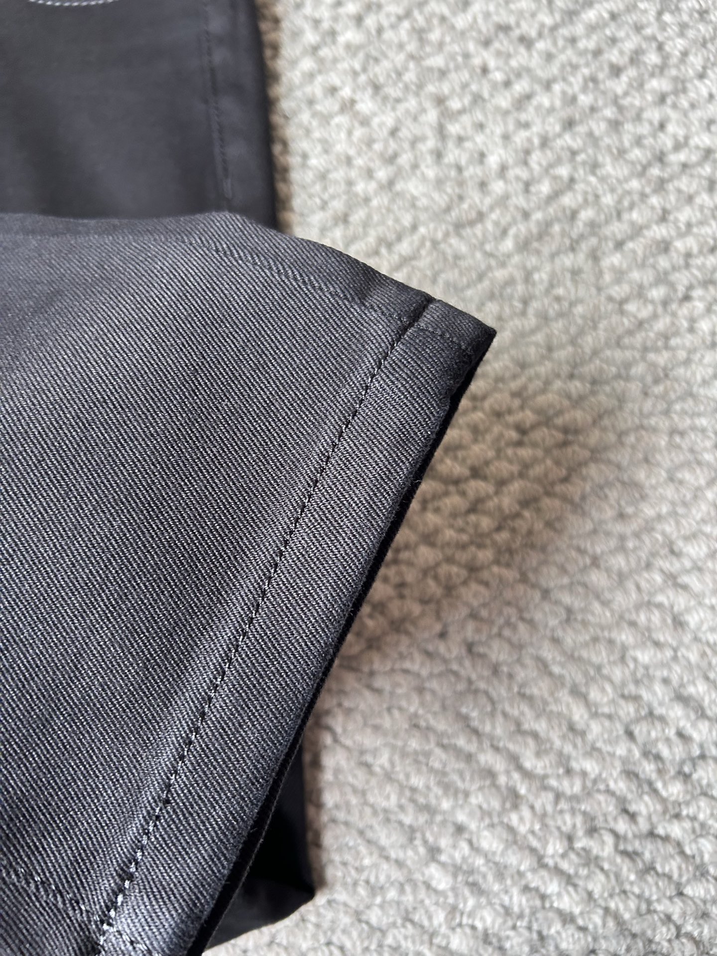 鳄鱼🐊‘’2025SS秋冬新品重工休闲牛仔裤👖，进口优质水洗弹力面料，上身舒适透气有弹力，客供五金辅料装