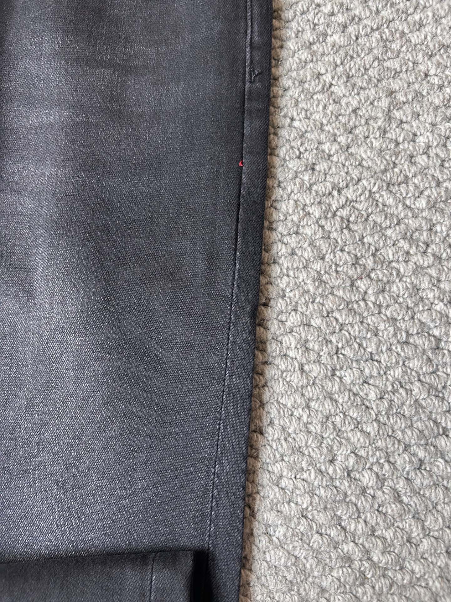 鳄鱼🐊‘’2025SS秋冬新品重工休闲牛仔裤👖，进口优质水洗弹力面料，上身舒适透气有弹力，客供五金辅料装