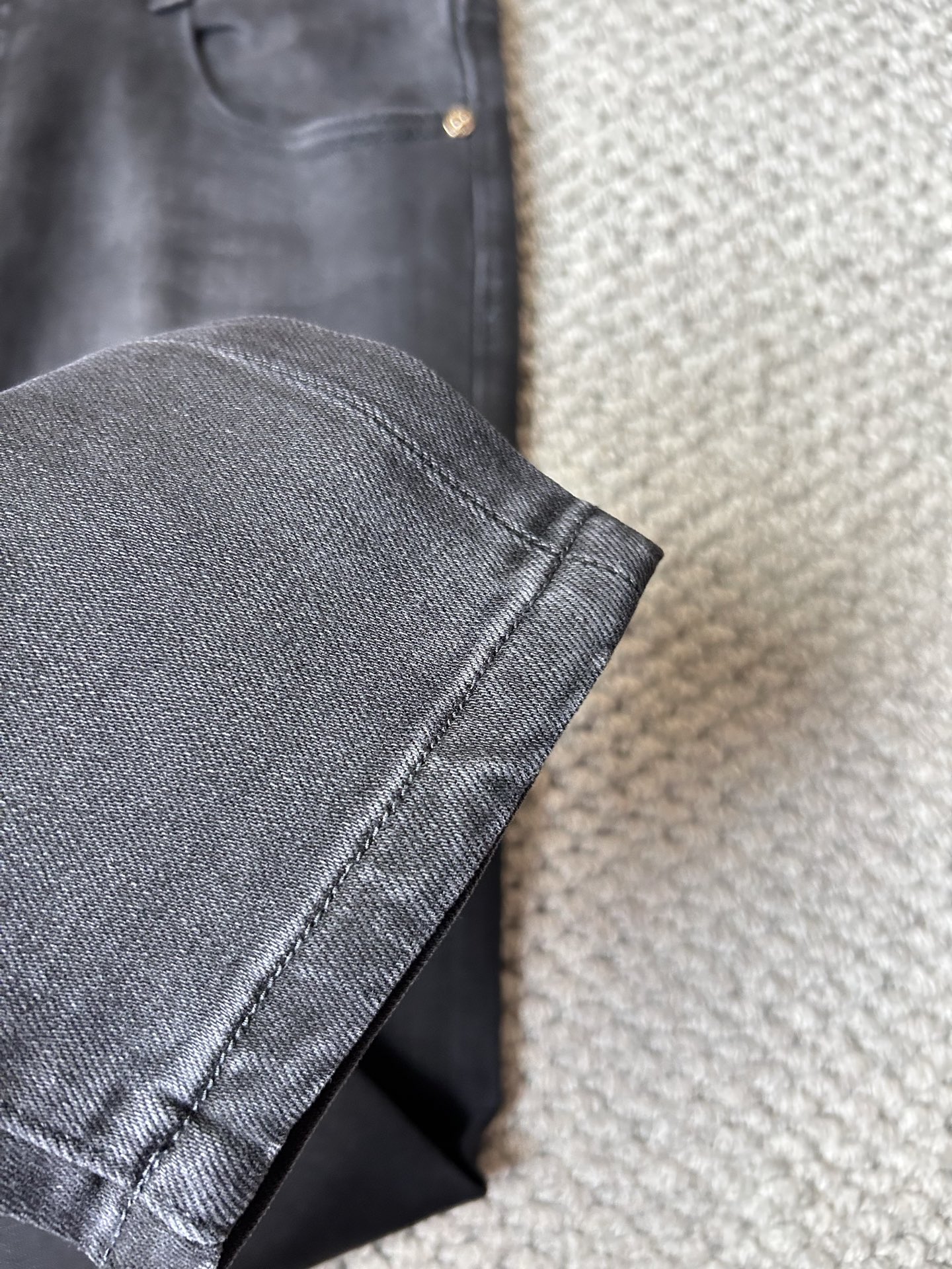 保罗‘’2025SS秋冬新品重工休闲牛仔裤👖，进口优质水洗弹力面料，上身舒适透气有弹力，客供五金辅料装饰