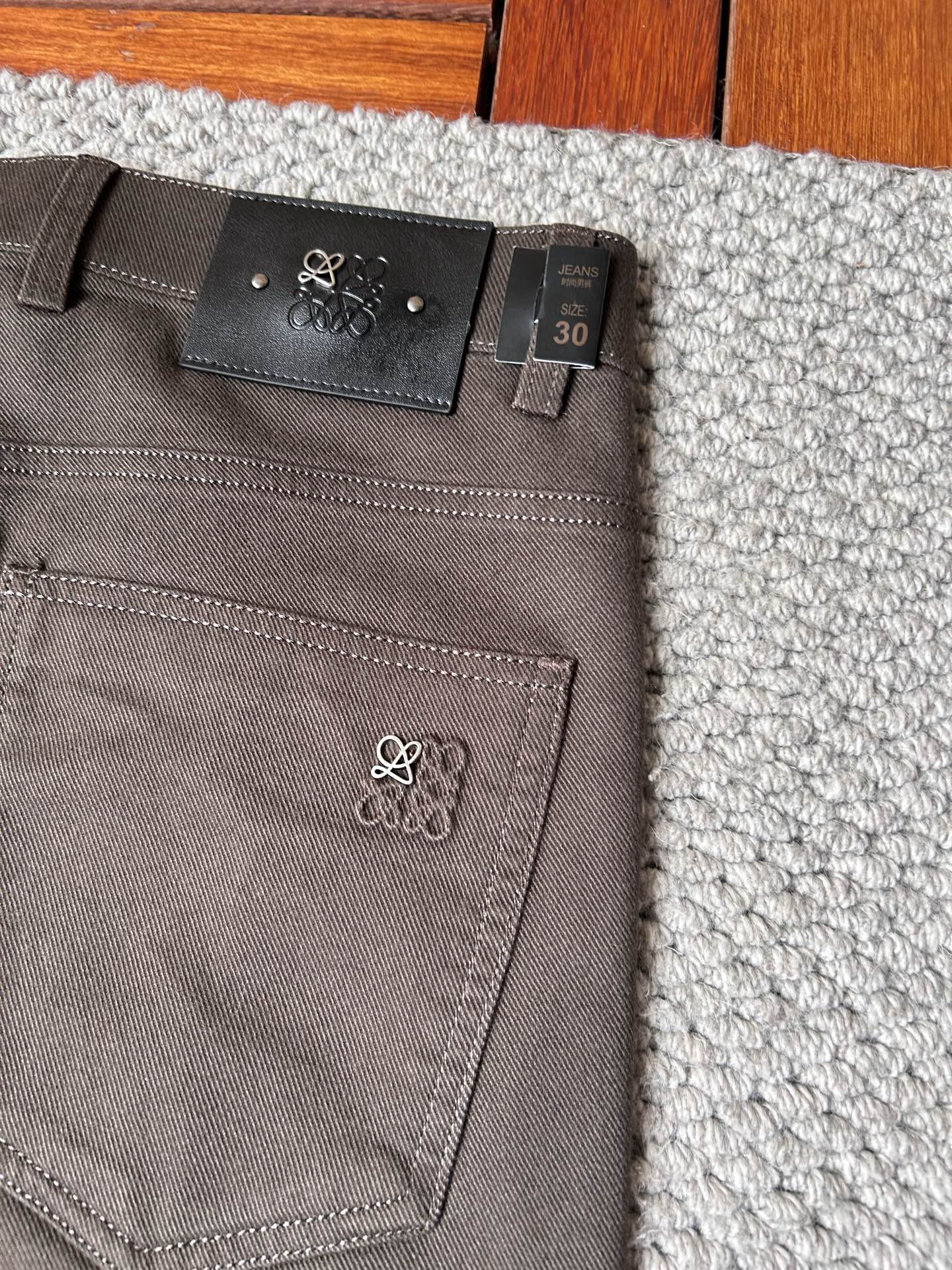 罗意*秋冬🔥🔥ss秋冬新品，官网同步有售，男士高端休闲牛仔裤，高端进口面料，带弹力，，五搭配，即经典又时