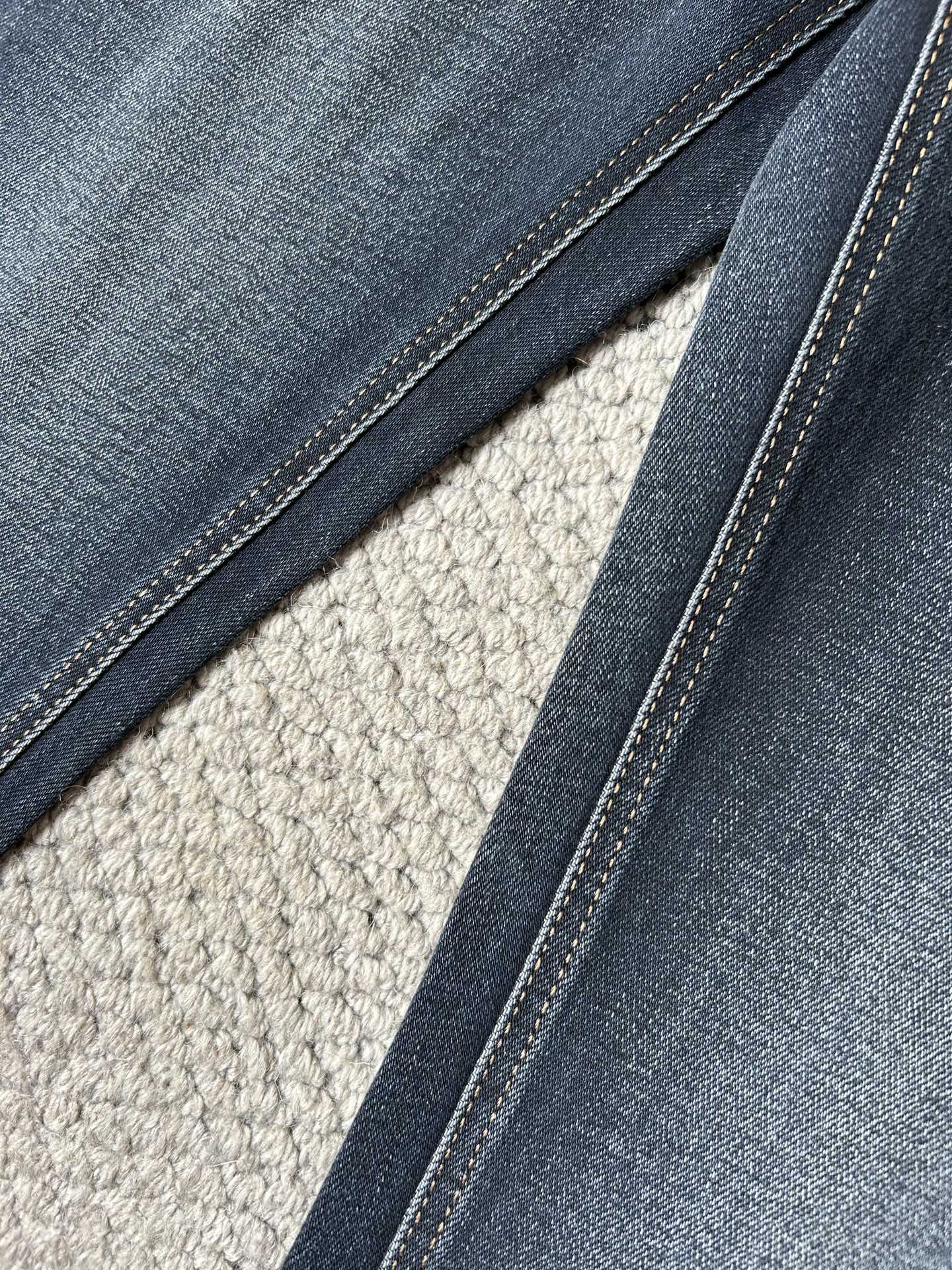 杰尼*秋冬🔥🔥ss秋冬新品，官网同步有售，男士高端休闲牛仔裤，高端进口面料，带弹力，，五搭配，即经典又时