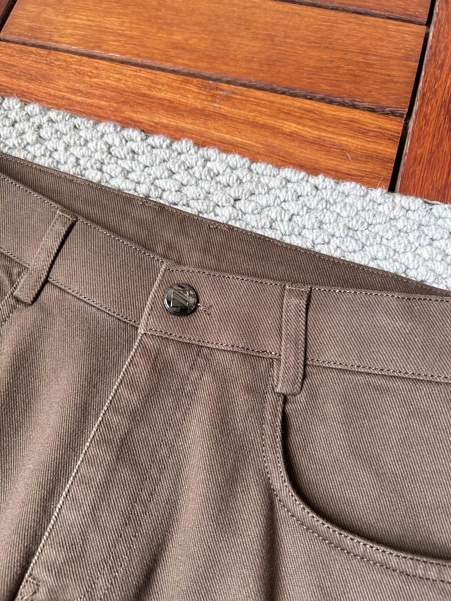 杰尼*秋冬🔥🔥ss秋冬新品，官网同步有售，男士高端休闲牛仔裤，高端进口面料，带弹力，，五搭配，即经典又时