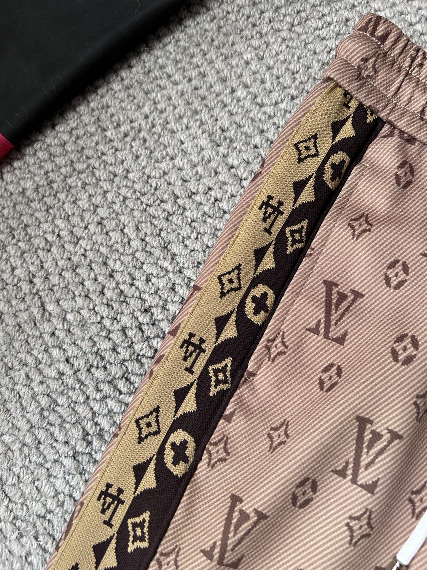 Louis Vuitton Haute Couture Haute Couture Ready-to-Wear Clothing Dress 3