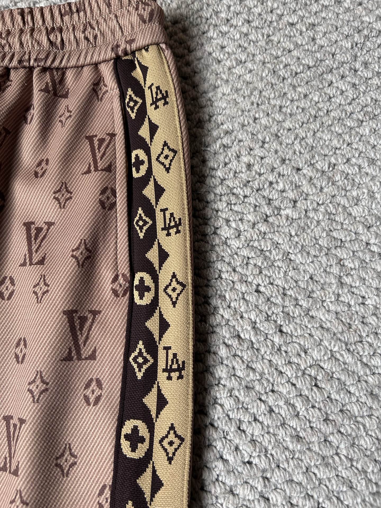 Louis Vuitton Haute Couture Haute Couture Ready-to-Wear Clothing Dress 4