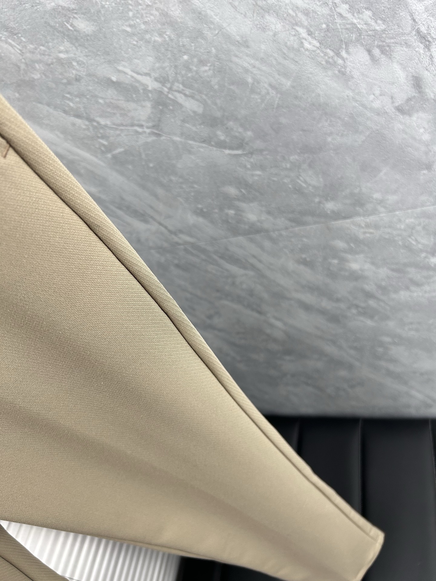 巴宝‘’休闲裤 西裤2025SS秋冬新款 高级定制裤子专用面料 定制原版五金 重工工艺打造 车工走线精细