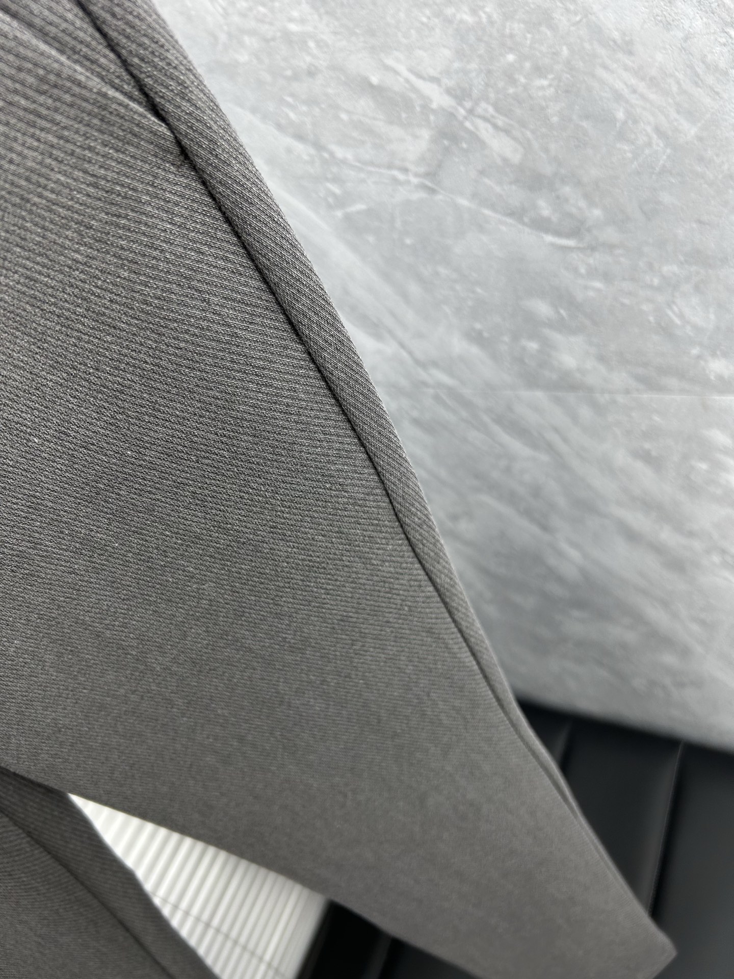 巴宝‘’休闲裤 西裤2025SS秋冬新款 高级定制裤子专用面料 定制原版五金 重工工艺打造 车工走线精细